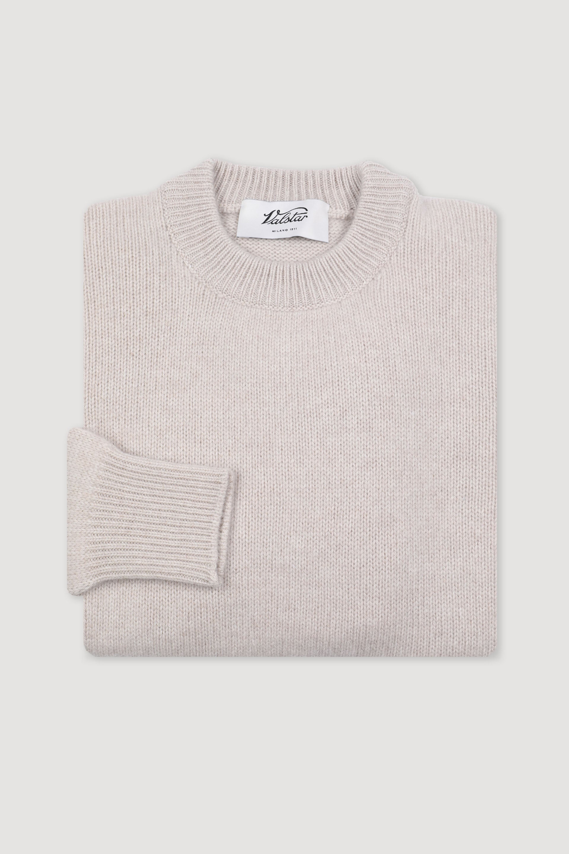 Maglia girocollo in cashmere. Beige - Dust