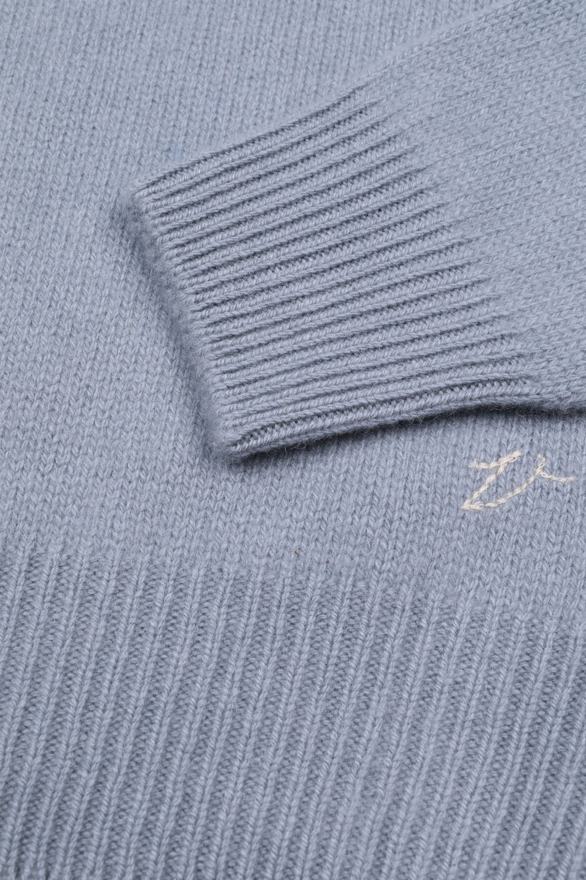 Maglia girocollo in cashmere. Azzurro - Air
