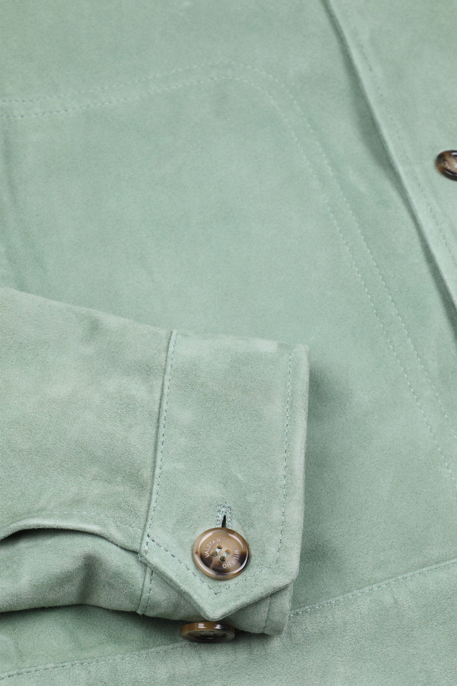 GIUBBOTTO CLINT CON BOTTONI, COLLO CAMICIA, SFODERATO, SOFT SUEDE - Smoke green
