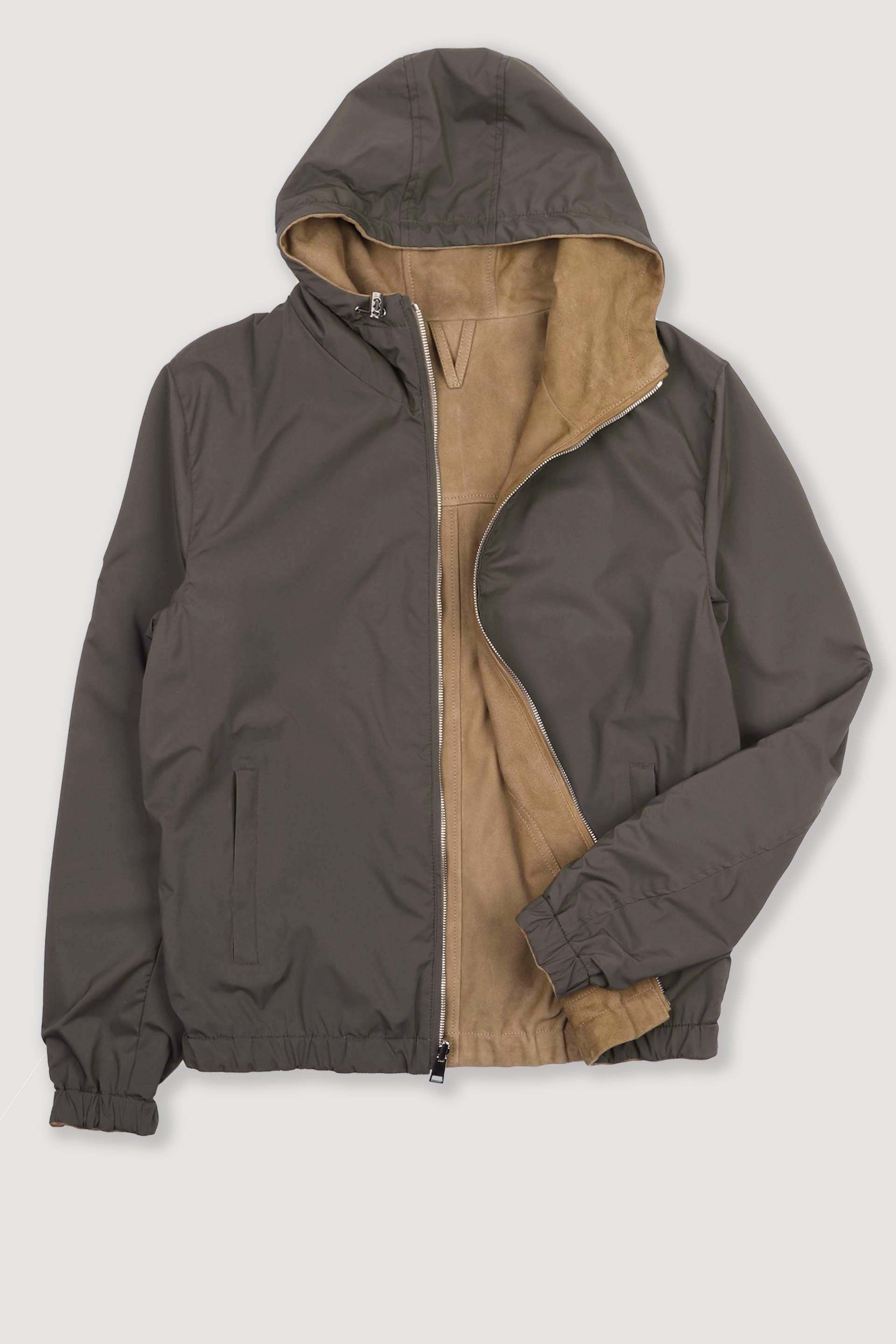 Giubbotto Coyle reversibile con cappuccio in suede e tessuto waterproof. Beige - Arachide/Military