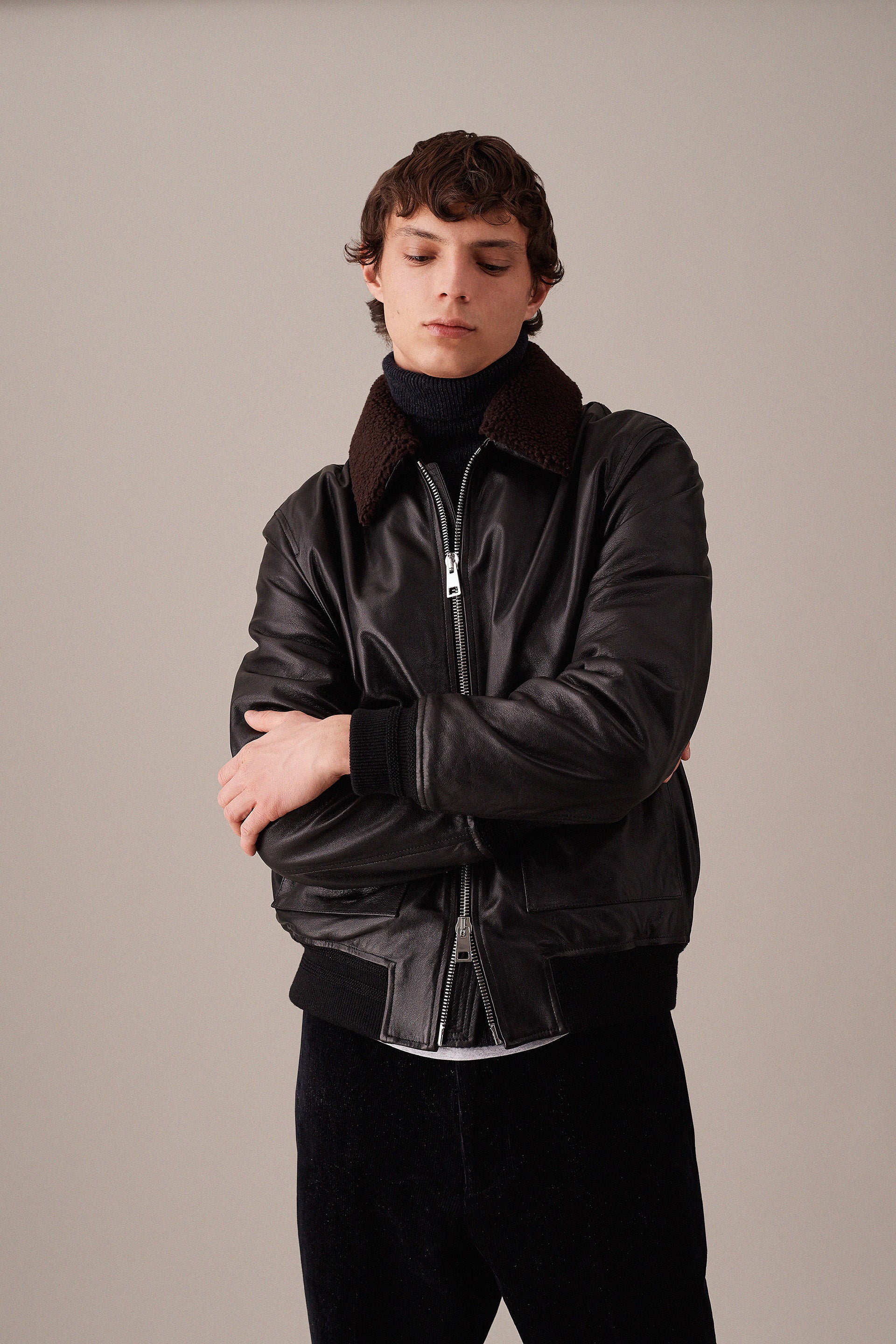 GIUBBOTTO INBOTTITO, SUEDE - Black