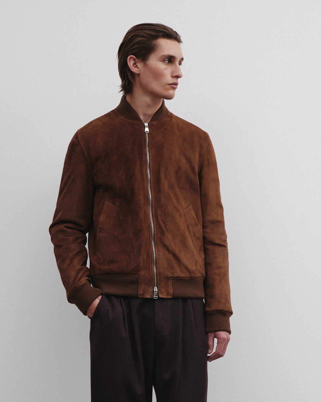 Padded bomber jacket in suede leather. Brown - Sesamo