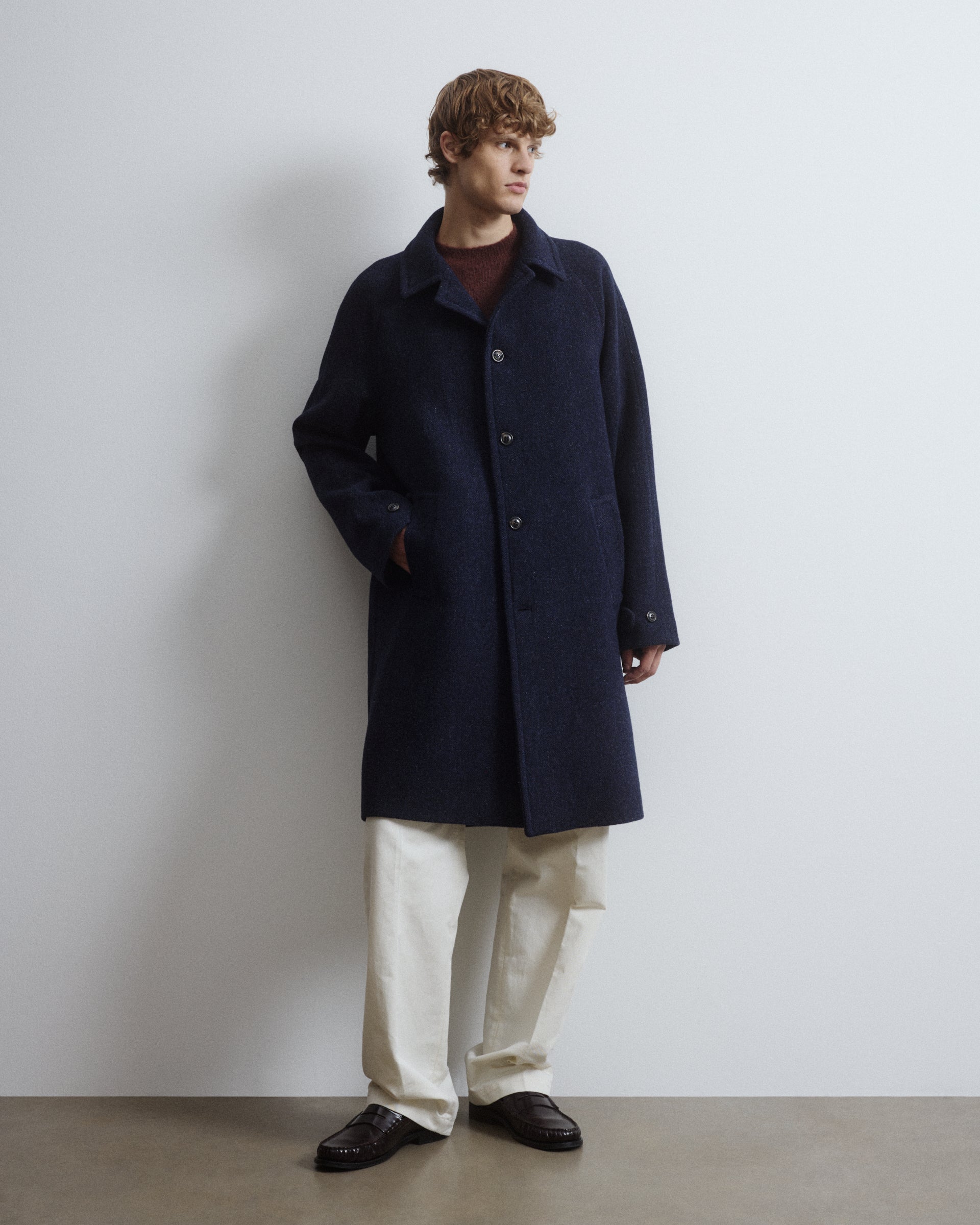 Vittorio lined overcoat in broken twill virgin wool fabric. Blue - Nav