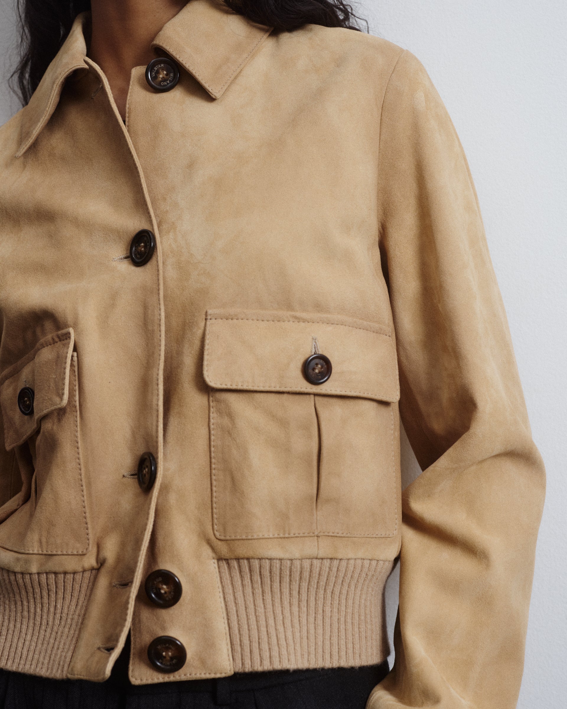 DONNA-VALSTARINO CROPPED CON BOTTONI IN LIGHT SUEDE VINTAGE, BORDI FONDO E POLSI IN MAGLIA, FODERATO - Sand