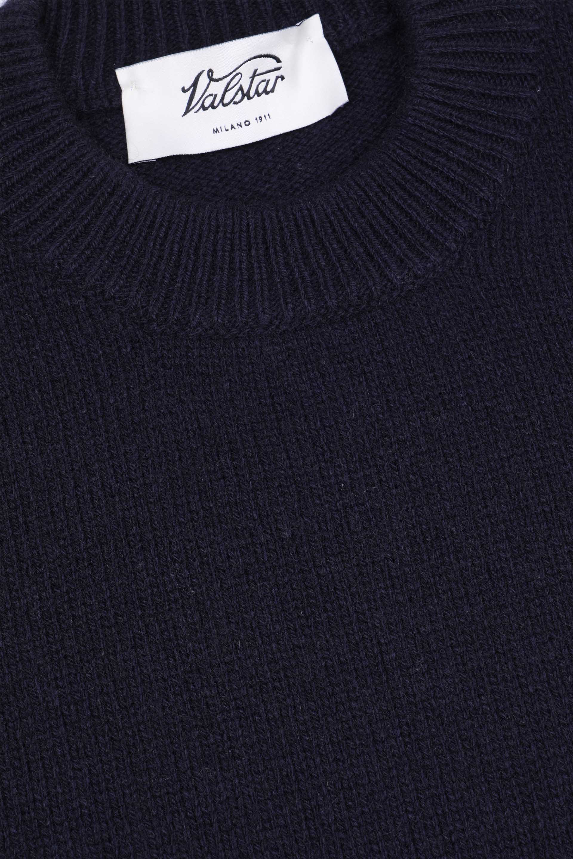 Maglia girocollo in cashmere. Blu - Navy