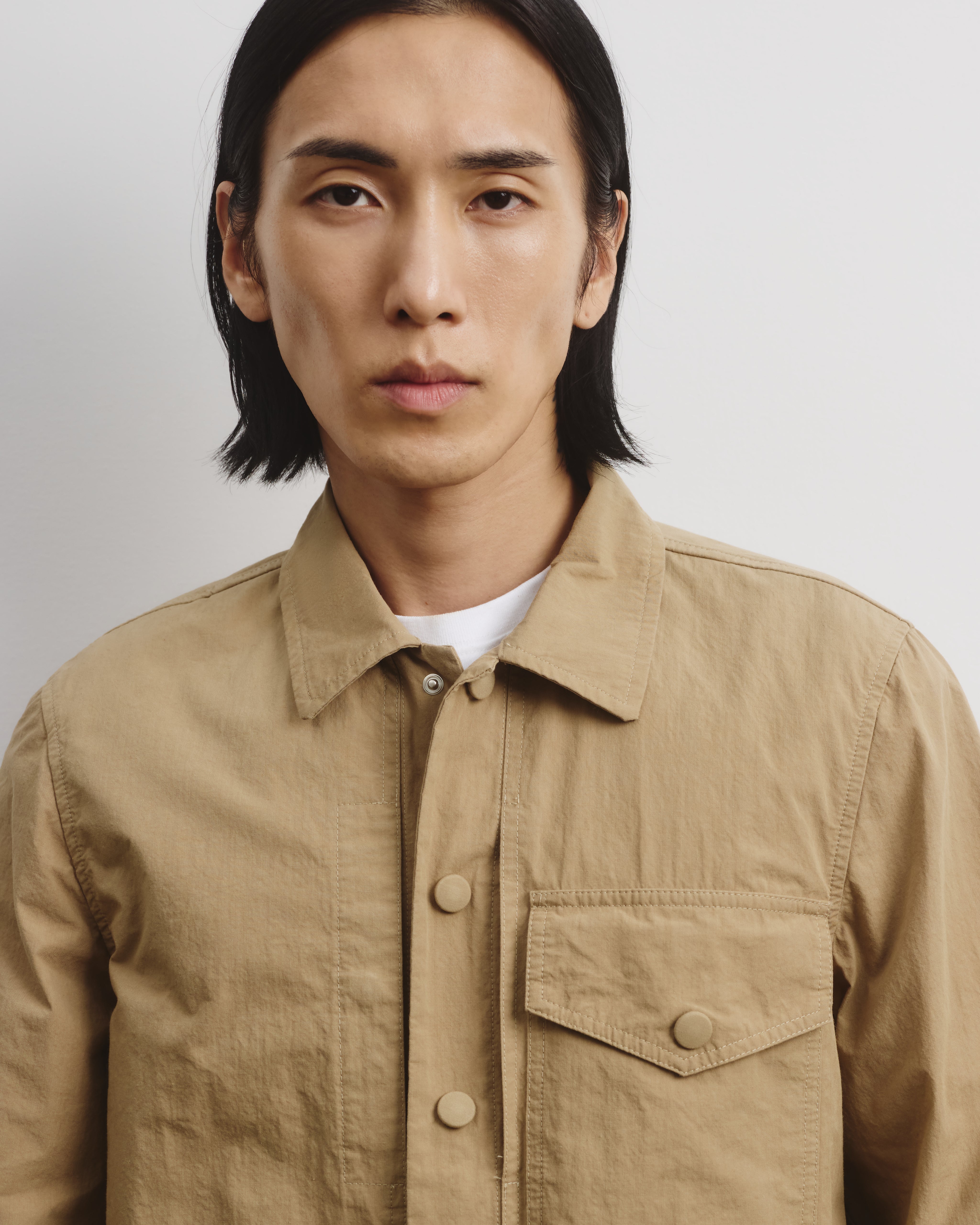 Overshirt in tessuto water repellent di cotone-nylon, sfoderata. Beige - Mou
