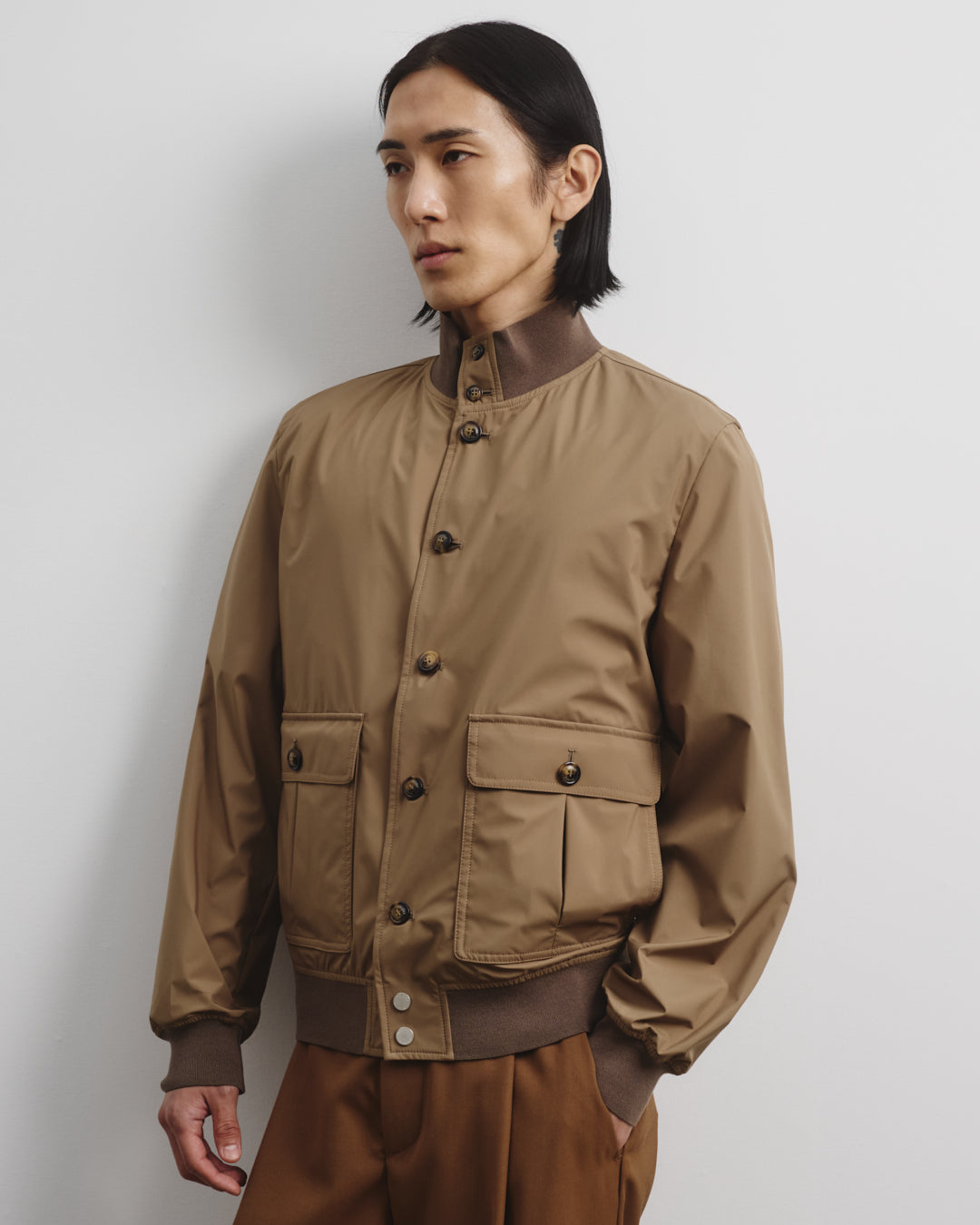 Giubbotto Valstarino Tascabile in microfibra accoppiata a 3 strati waterproof. Marrone - Avana