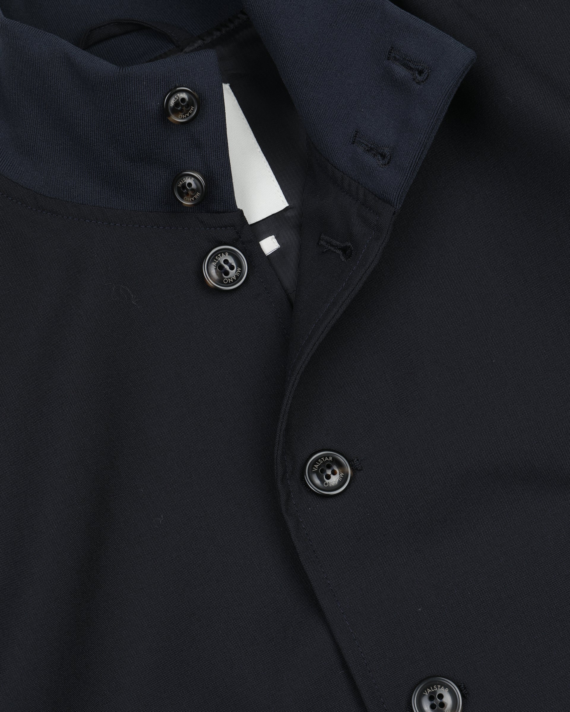 UOMO- GIUBBOTTO (VALSTARINO) COLLO ALTO CON BOTTONI E TASCHE APPLICATE IN TESSUTO FRESCO LANA 2 PLY IN PURA LANA VERGINE , COLLO POLSI E FONDO IN RETTILINEA, CARRE E MANICHE FODERATE - Navy