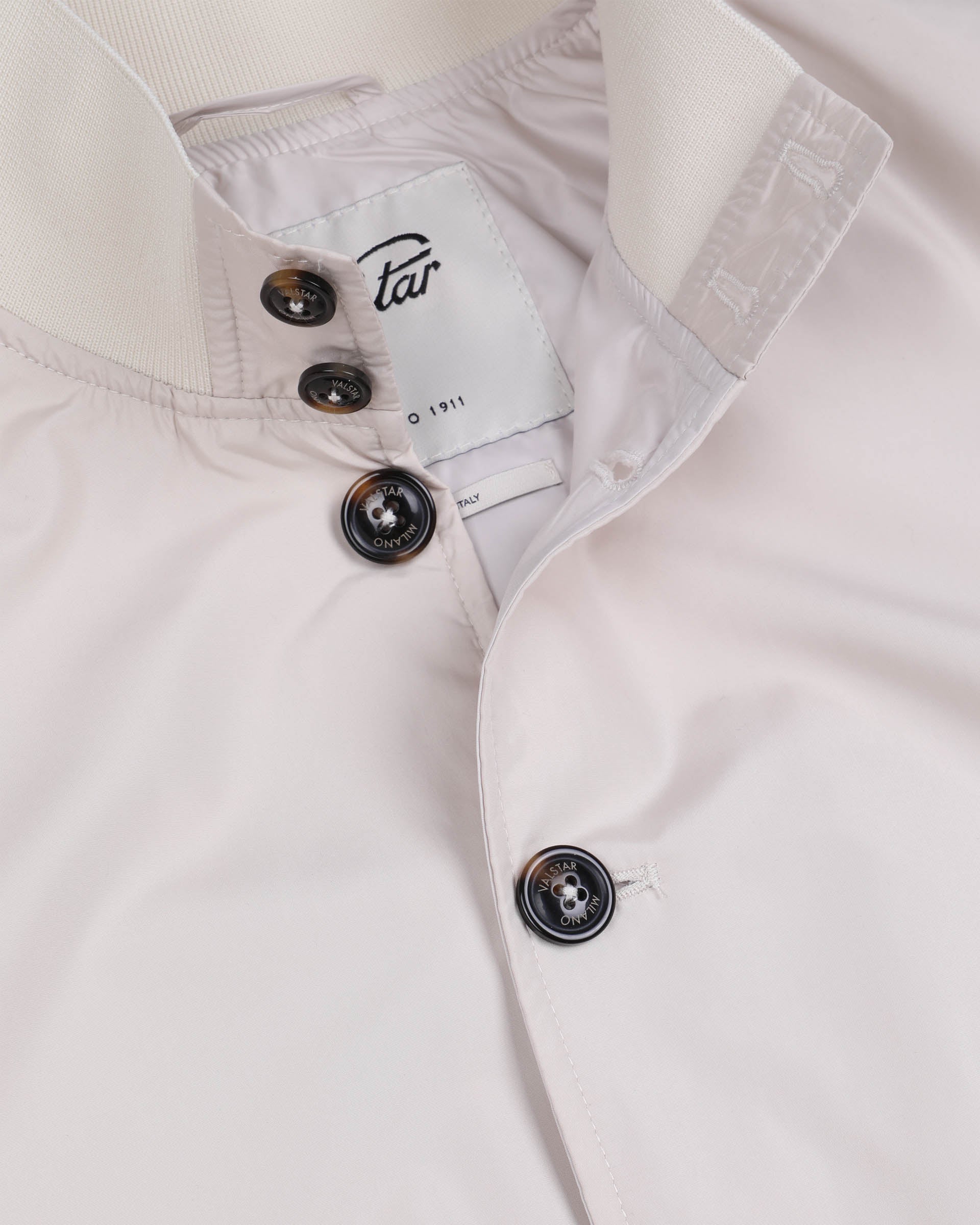 Giubbotto Valstarino Tascabile in microfibra water repellent, foderato. Panna - Latte