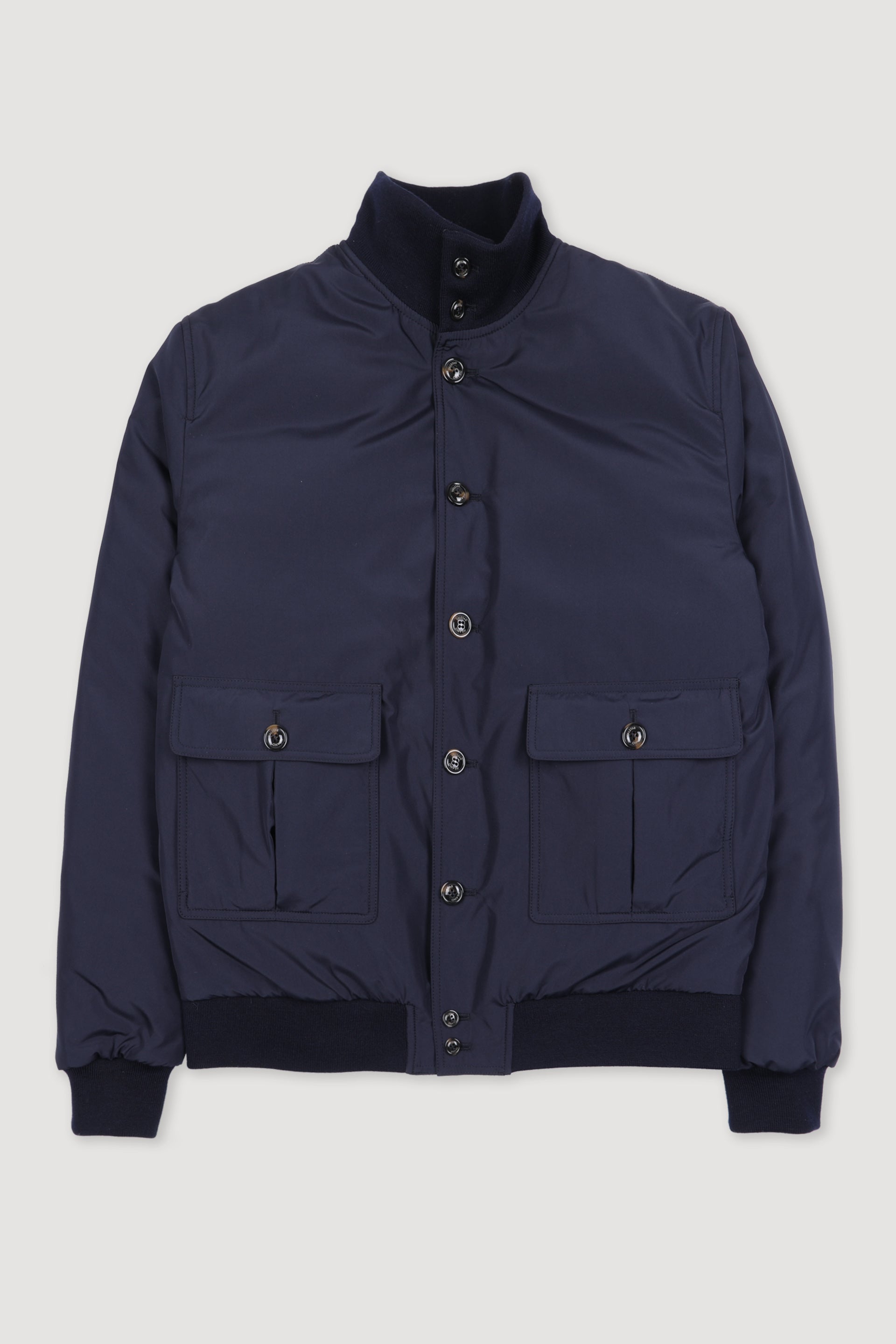 UOMO-GIUBBOTTO (VALSTARINO), COLLO ALTO CON BOTTONI E TASCHE APPLICATE IN TESSUTO MICROFIBRA, COLLO POLSI E FONDO IN RETTILINEA, FODERA TRAPUNTATA, IMBOTTITO IN PIUMA - Navy