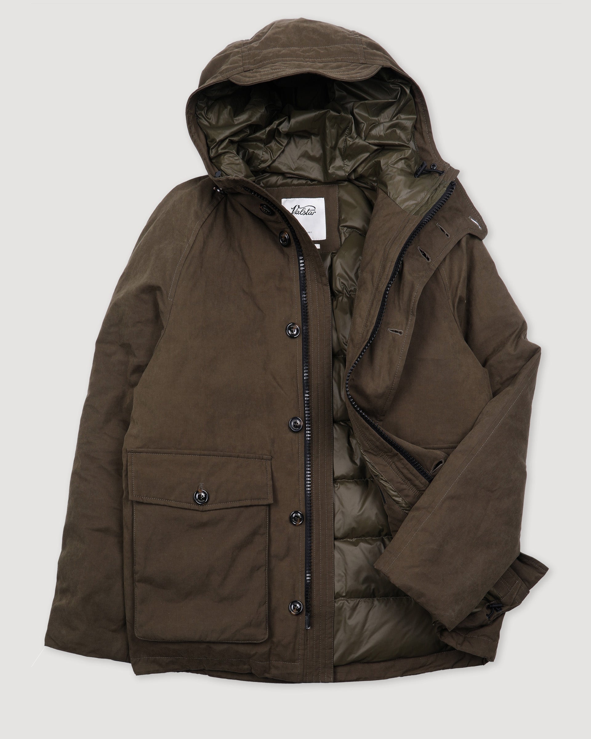 Giubbotto Liam con cappuccio in tessuto di misto cotone cerato water repellent, imbottito in piuma. Verde - Testuggine