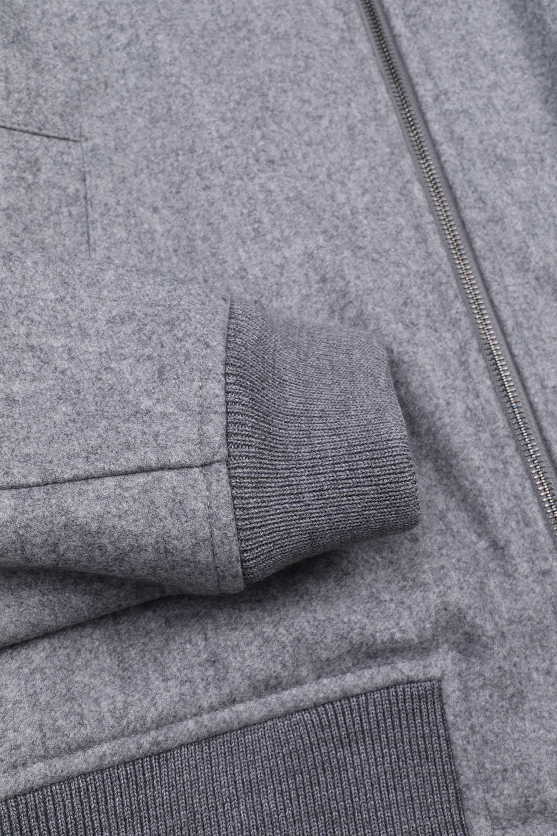 Lined blouson jacket in a water repellent virgin wool fabric. Grey - F