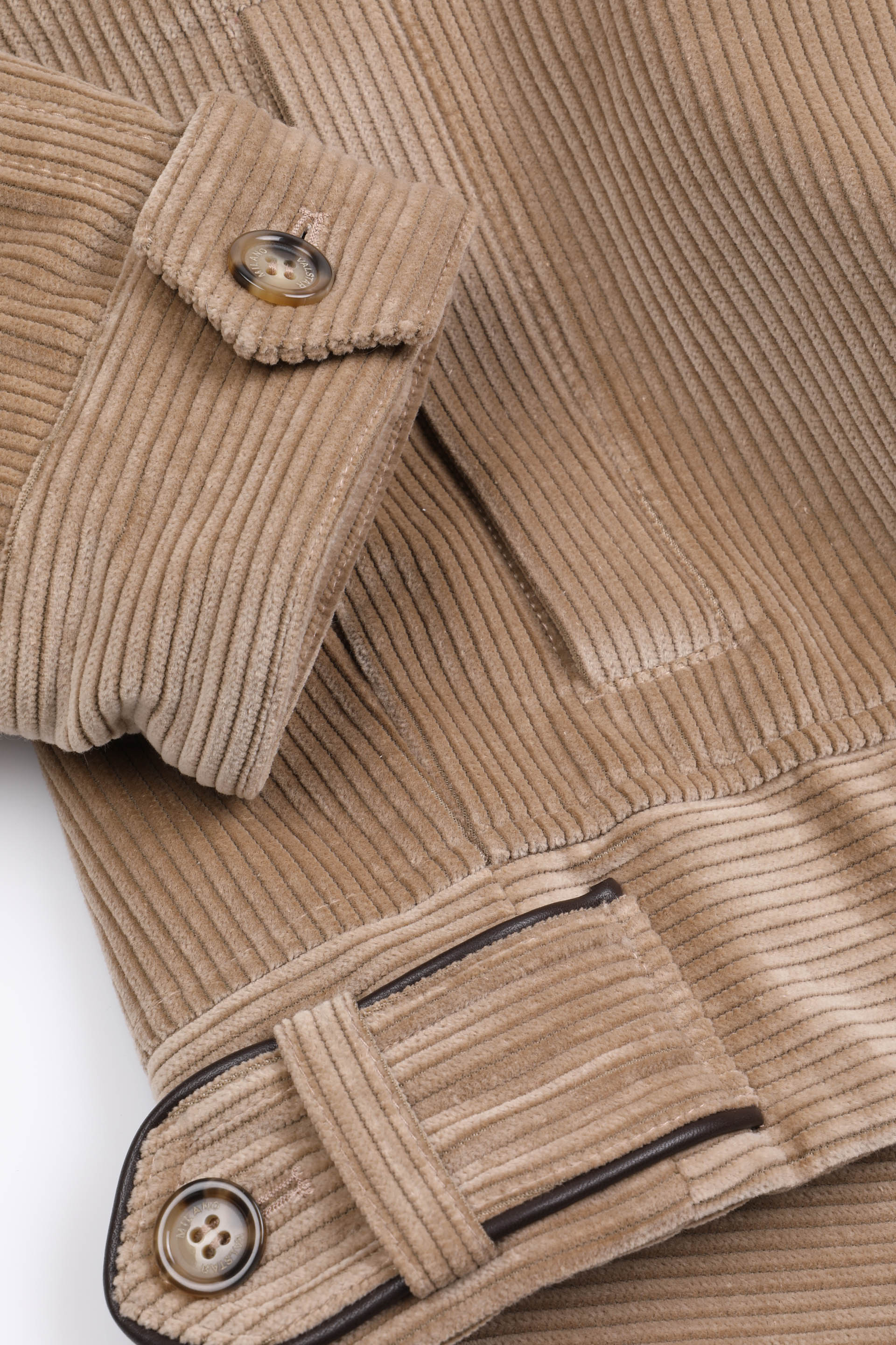 GIUBBOTTO CON ZIP, IMBOTTITO, VELLUTO DI COTONE STRETCH - Sable