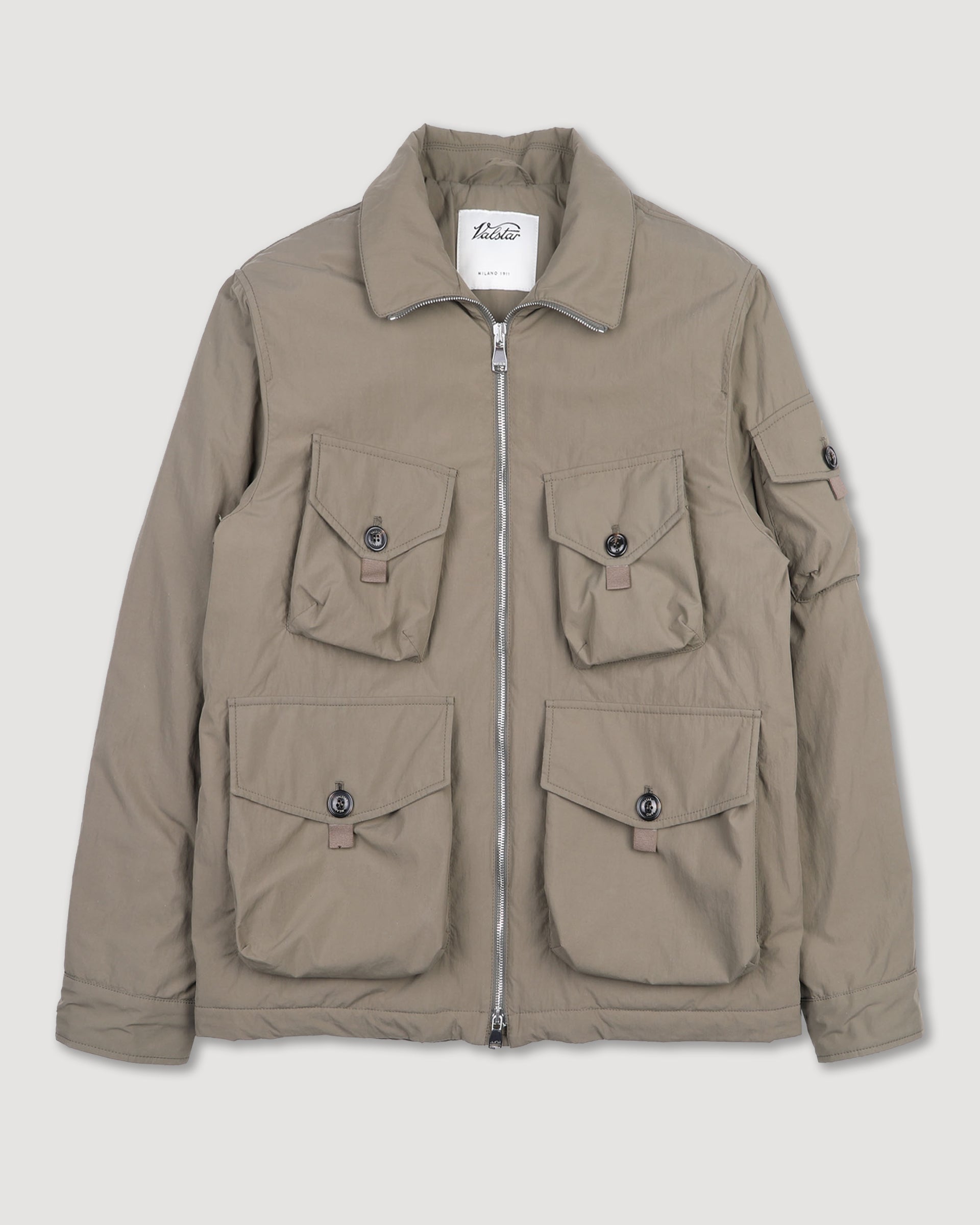 George padded field jacket in water repellent technical fabric. Green