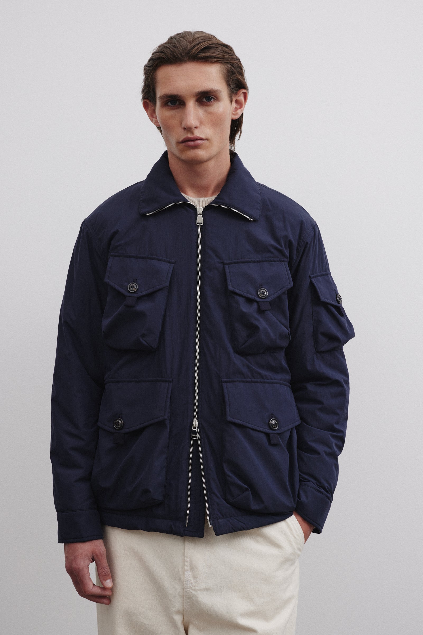George padded field jacket in water repellent technical fabric. Blue -