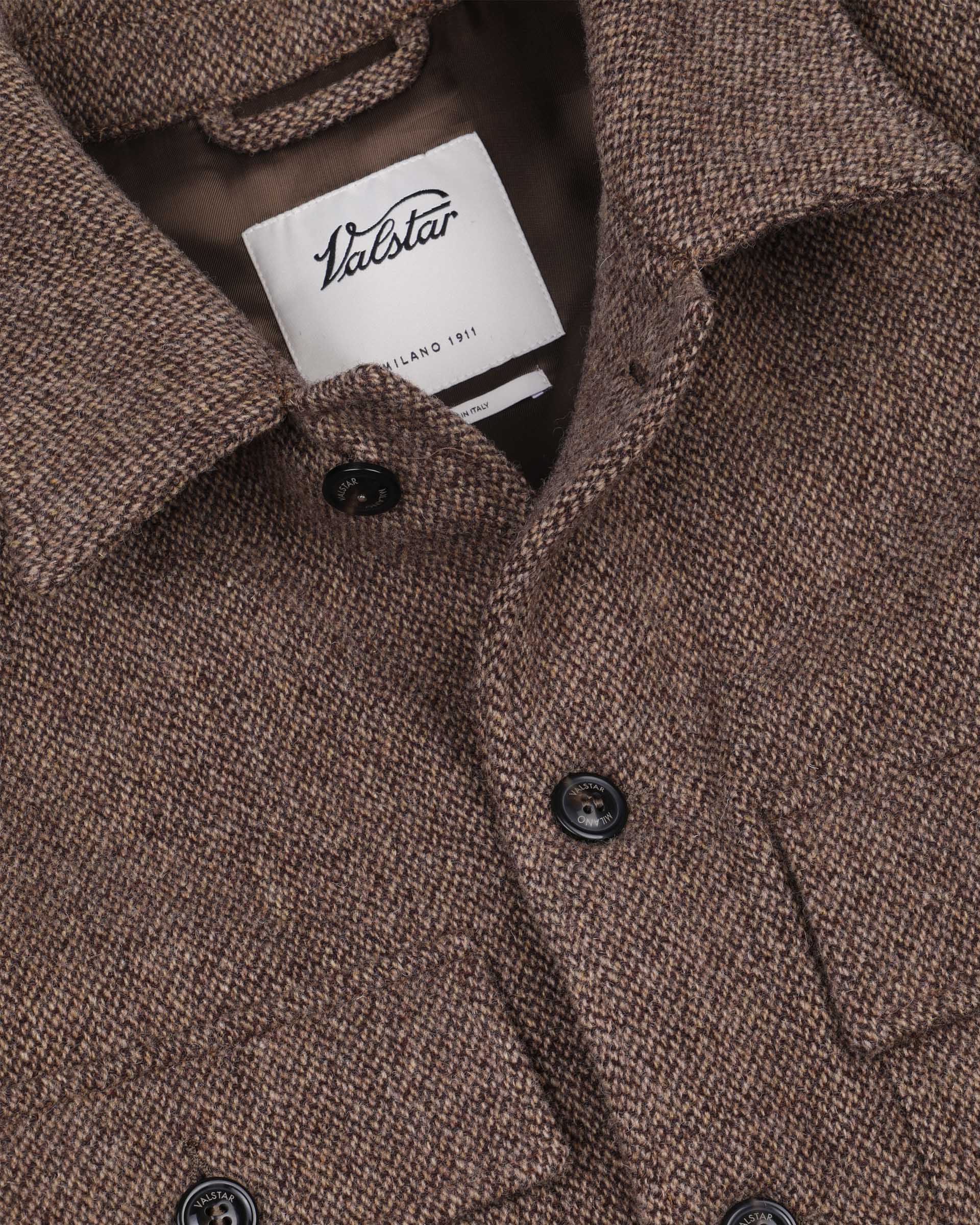 Woody padded work jacket in virgin wool broken twill pattern. Brown -