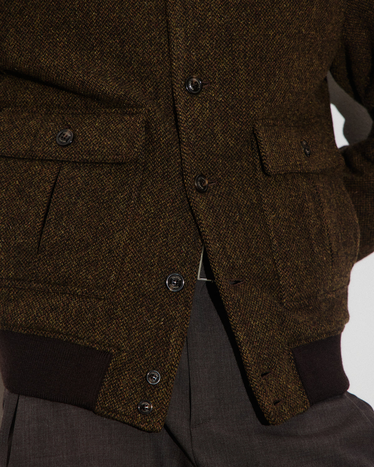 Giubbotto Valstarino in pura lana vergine fantasia broken twill, imbottito. Marrone - Militare/Tabacco