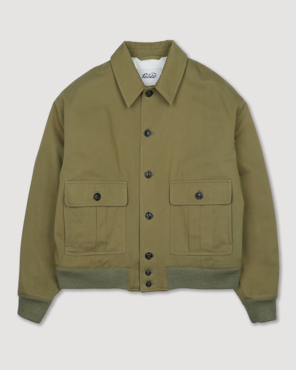 Giubbotto bomber Colin in twill di cotone organico con trattamento water repellent, imbottito. Verde - Cardamomo