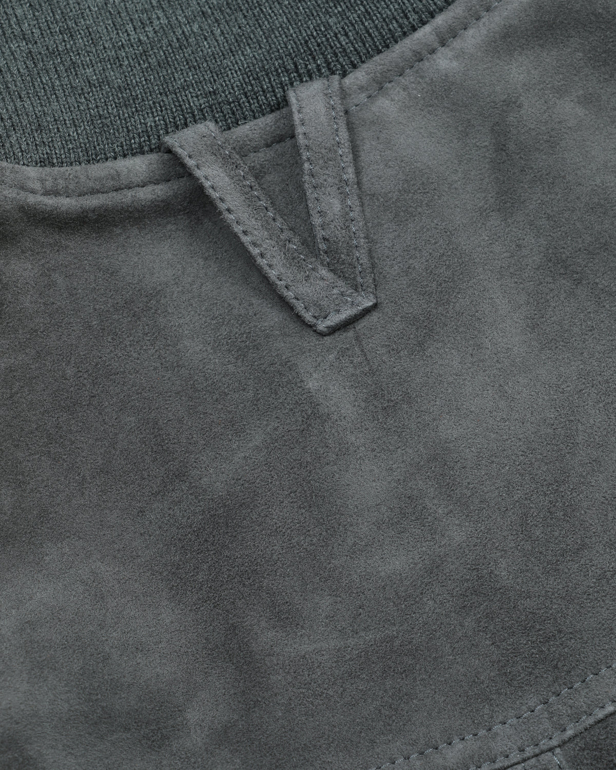 Giubbotto Valstarino in suede con loop su collo dietro, foderato. Grigio - Rock