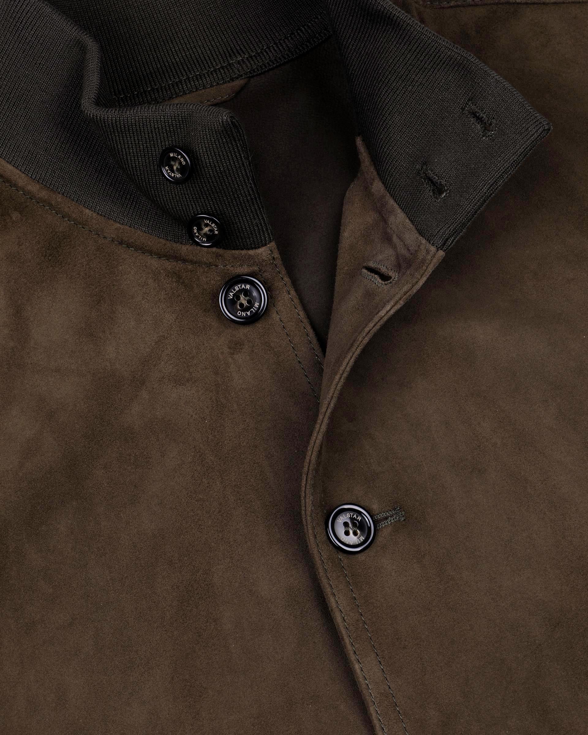 Giubbotto Valstarino in suede, sfoderato con loop nel collo dietro. Verde - Muschio