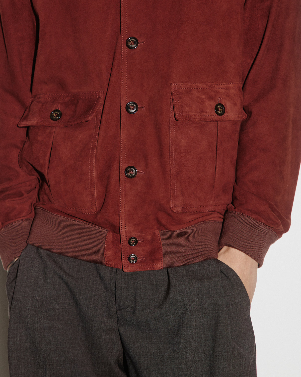Giubbotto Valstarino in suede, sfoderato con loop nel collo dietro. Orange - Ruggine