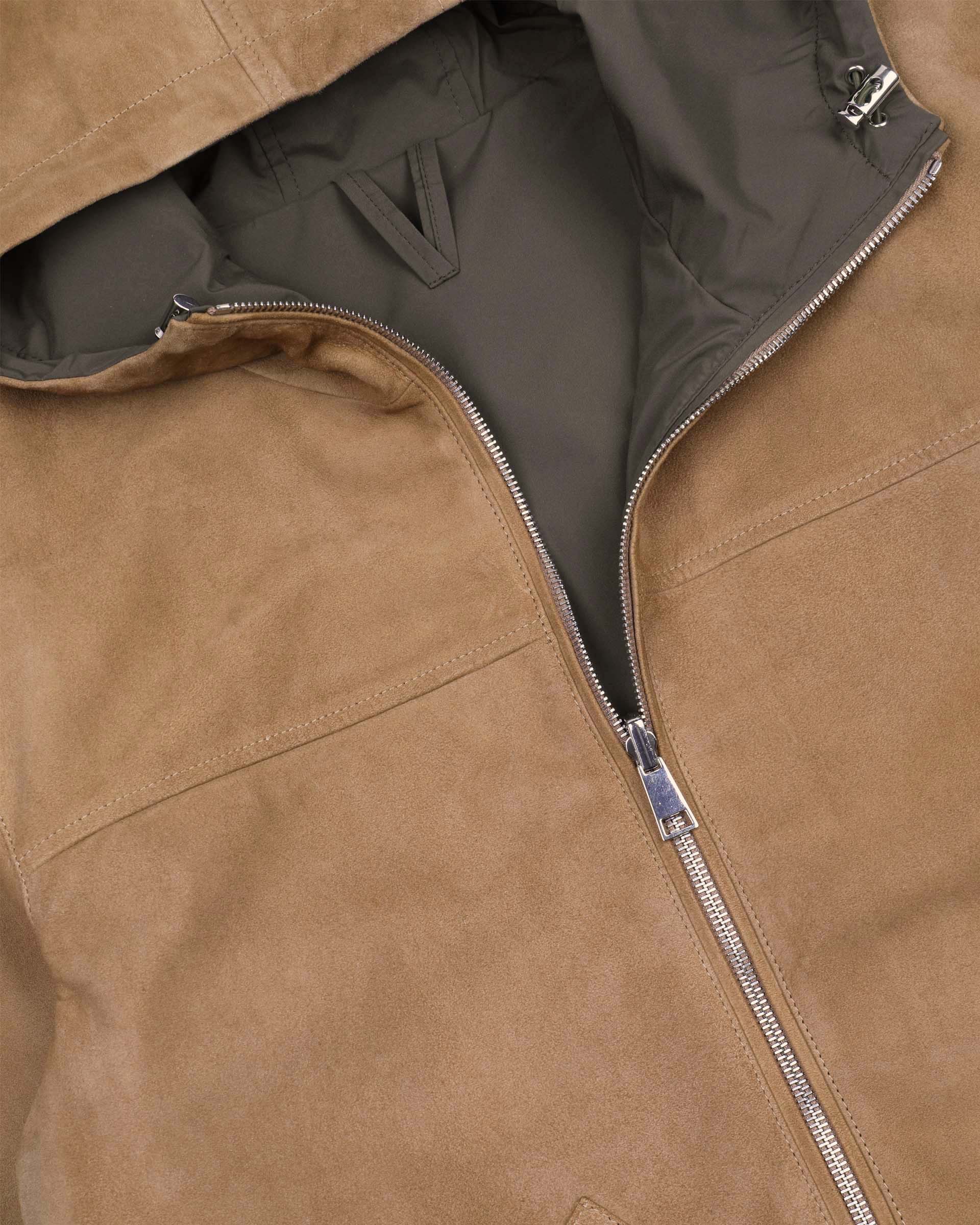 Giubbotto Coyle reversibile con cappuccio in suede e tessuto waterproof. Beige - Arachide/Military