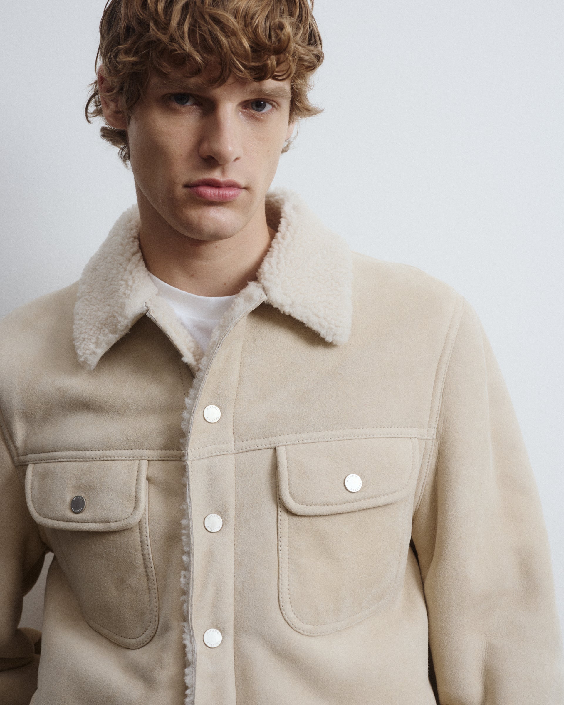 Trucker jacket in montone suede. Panna - Off white