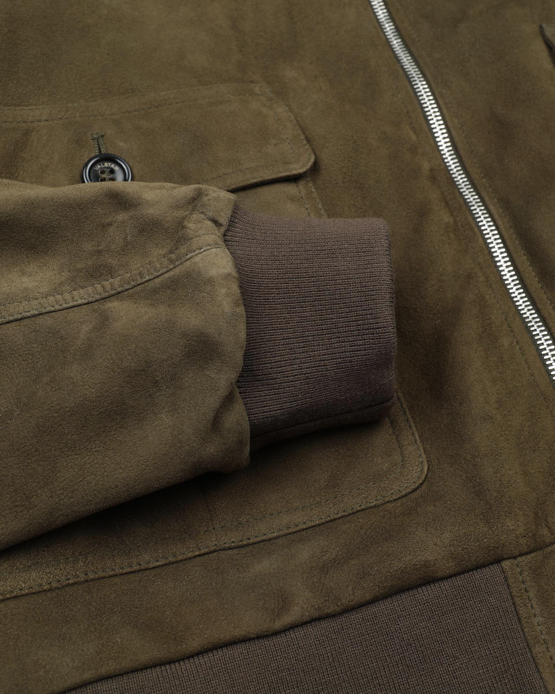 Giubbotto con zip reversibile in suede e tessuto waterproof. Verde - Muschio/Military