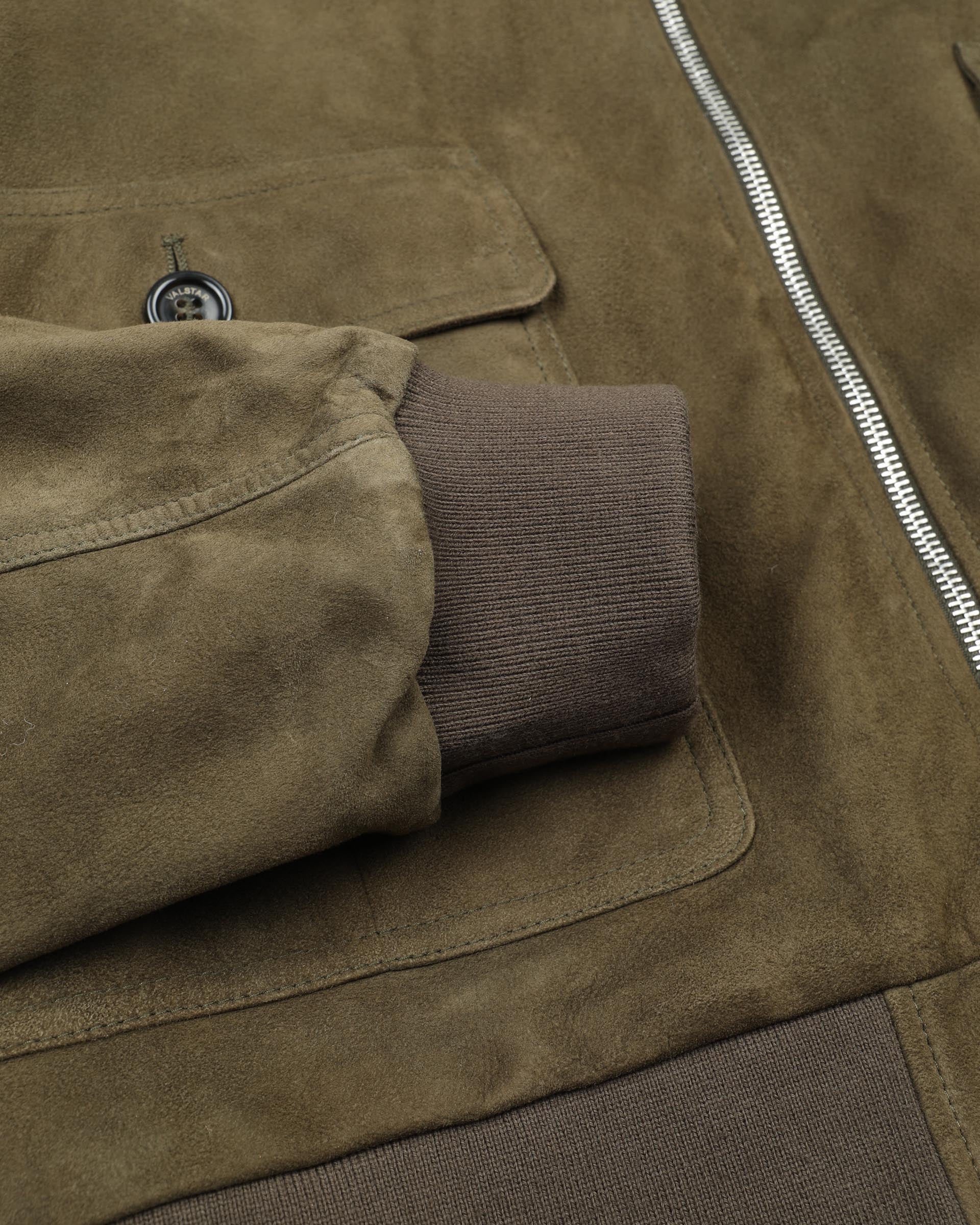 Giubbotto con zip reversibile in suede e tessuto waterproof. Verde - Muschio/Military