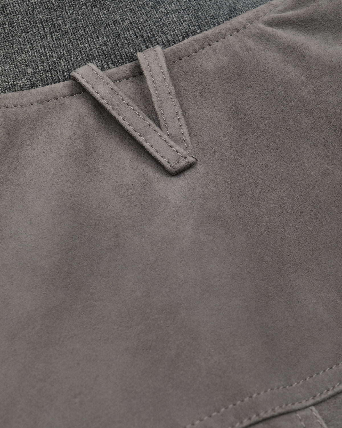Giubbotto Valstarino in suede imbottito in piuma. Grigio - Rock
