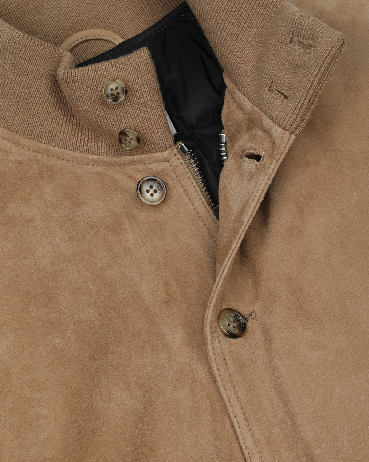 UOMO-GIUBBOTTO (VALSTARINO ) COLLO ALTO CON BOTTONI E ZIP CON TASCHE APPLICATE IN LIGHT SUEDE IMBOTTITO IN PIUMA, COLLO POLSI E FONDO SMACCHINATI IN MISTO LANA - Arachide
