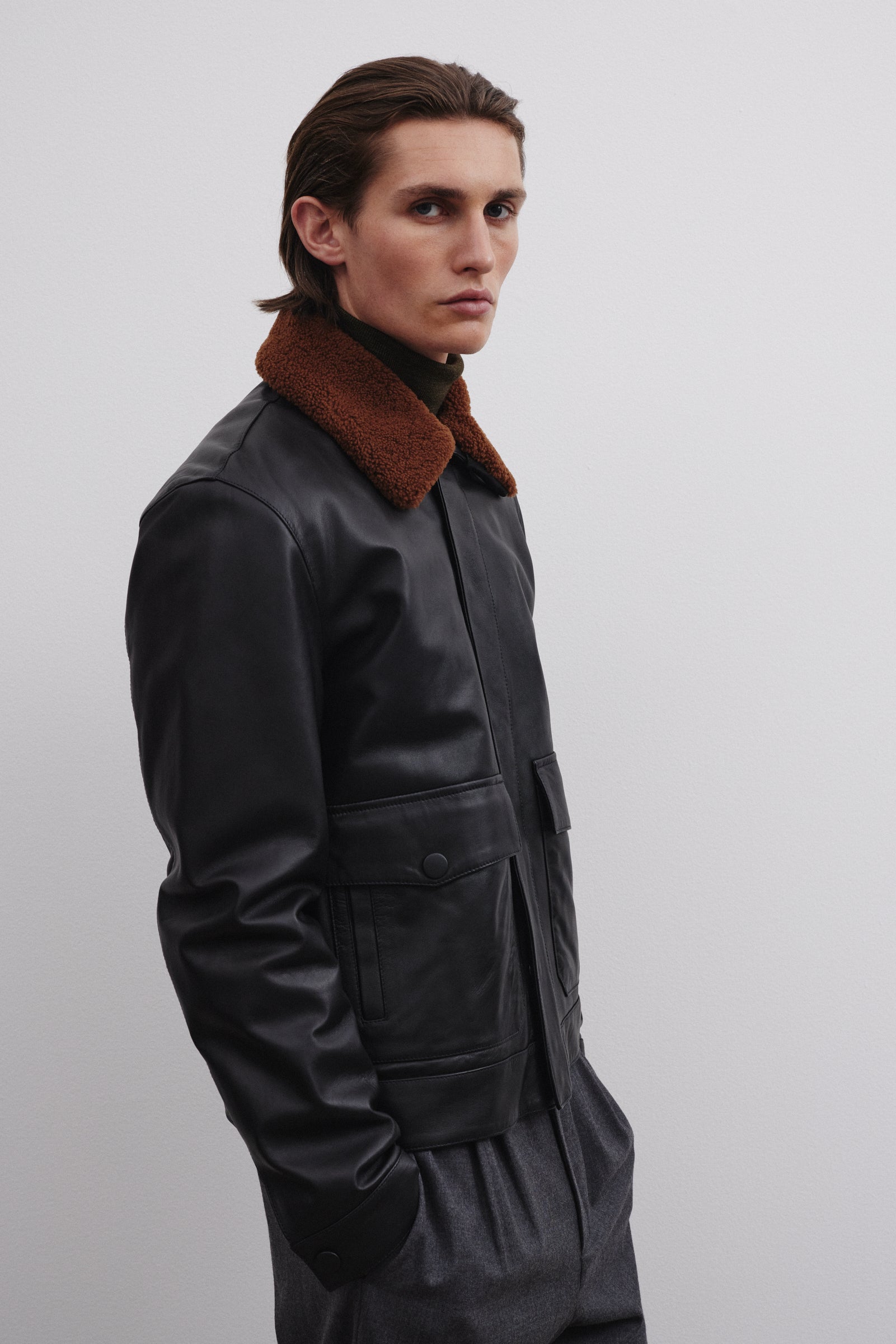 Giubbotto bomber Tom in nappa con collo in shearling, imbottoto. Black - Black