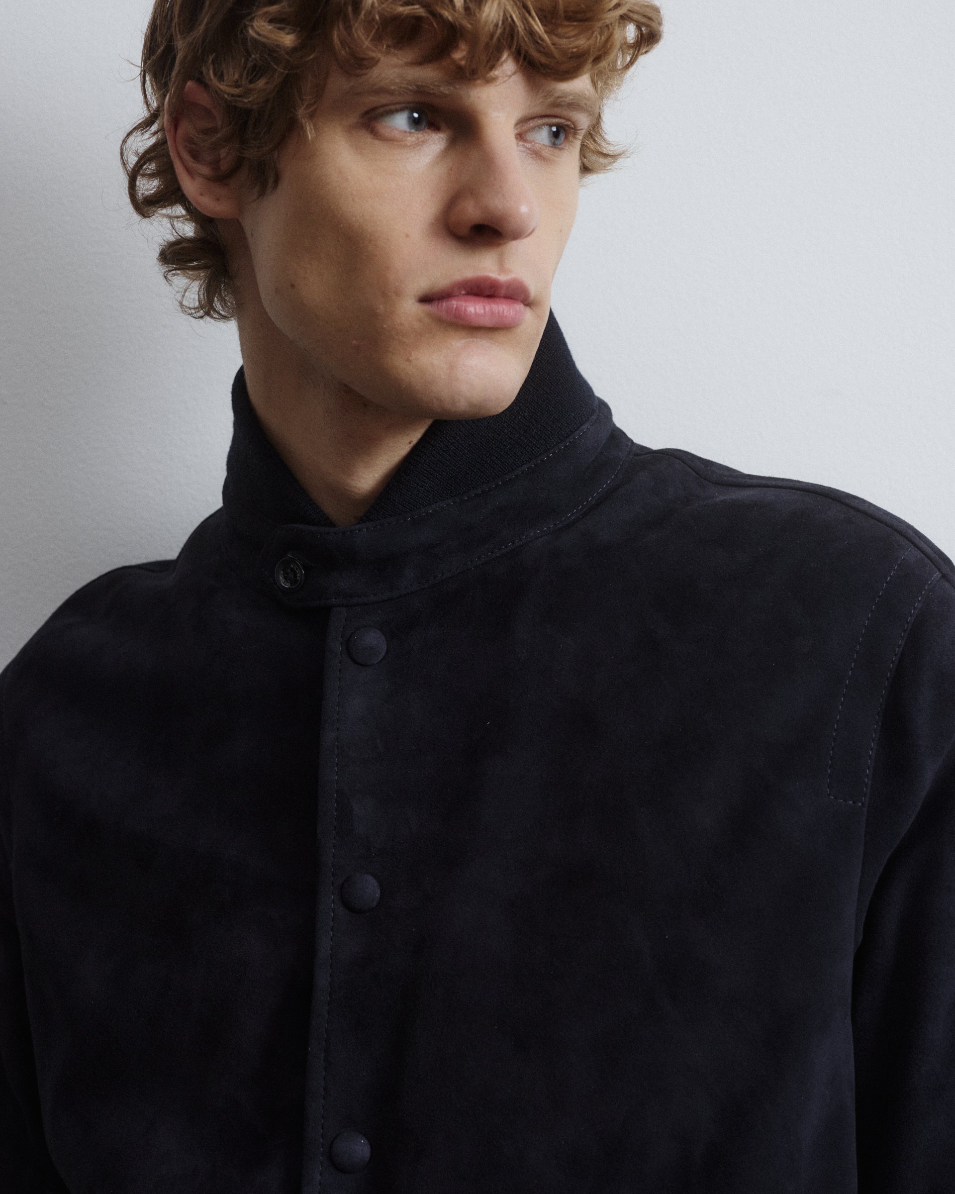 Giubbotto bomber Voyd in suede, imbottito. Blu - Dark blue