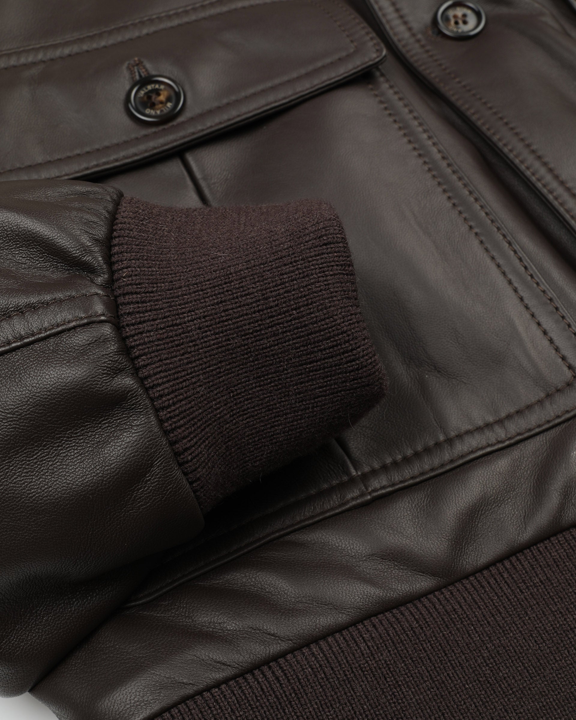 UOMO-GIUBBOTTO (VALSTARINO ) COLLO ALTO CON BOTTONI E ZIP ,TASCHE APPLICATE ,IN NAPPA IMBOTTITO IN PIUMA, COLLO POLSI E FONDO SMACCHINATI IN MISTO LANA - Caffè