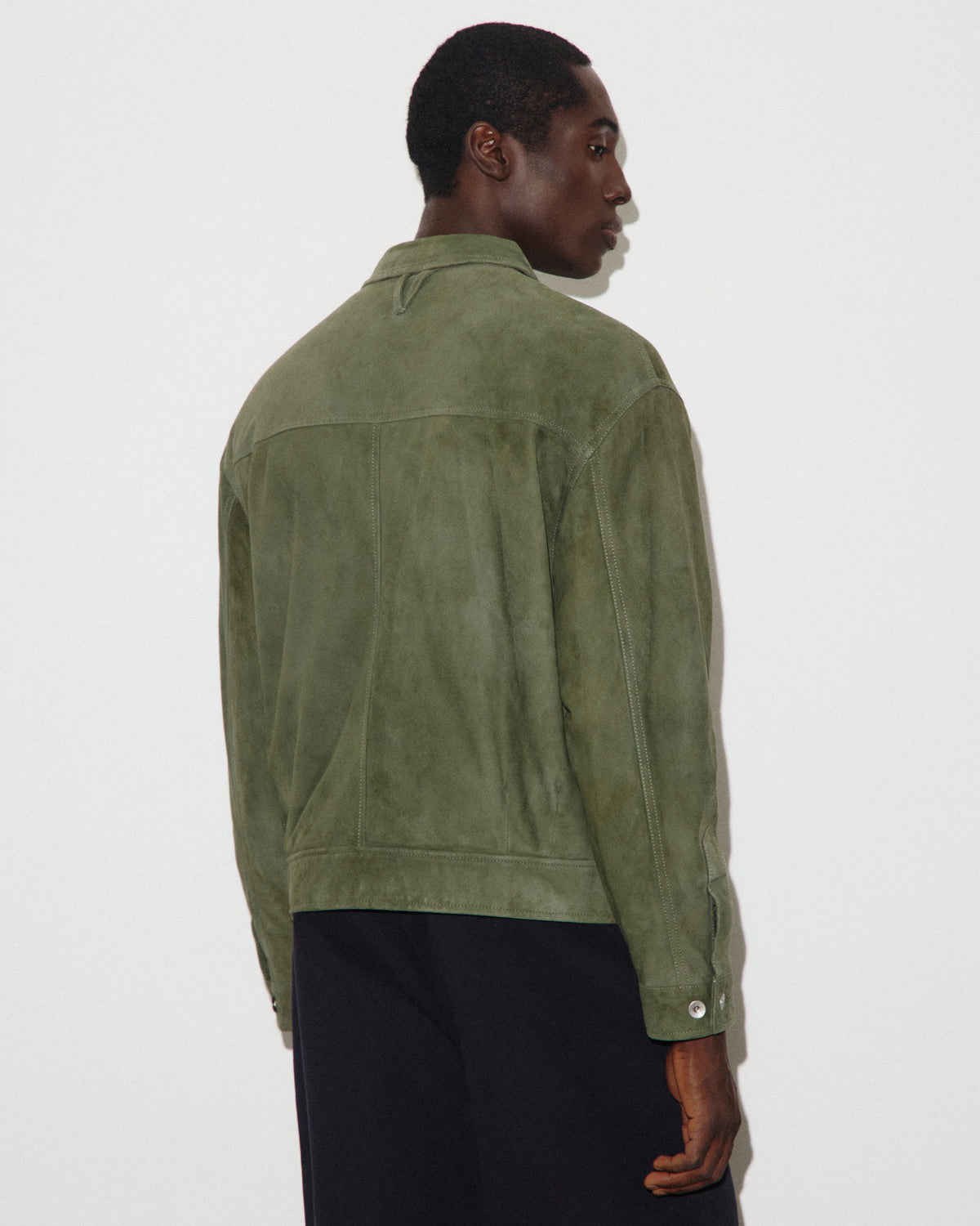 Trucker jacket Ian in suede, imbottita. Verde - Basil