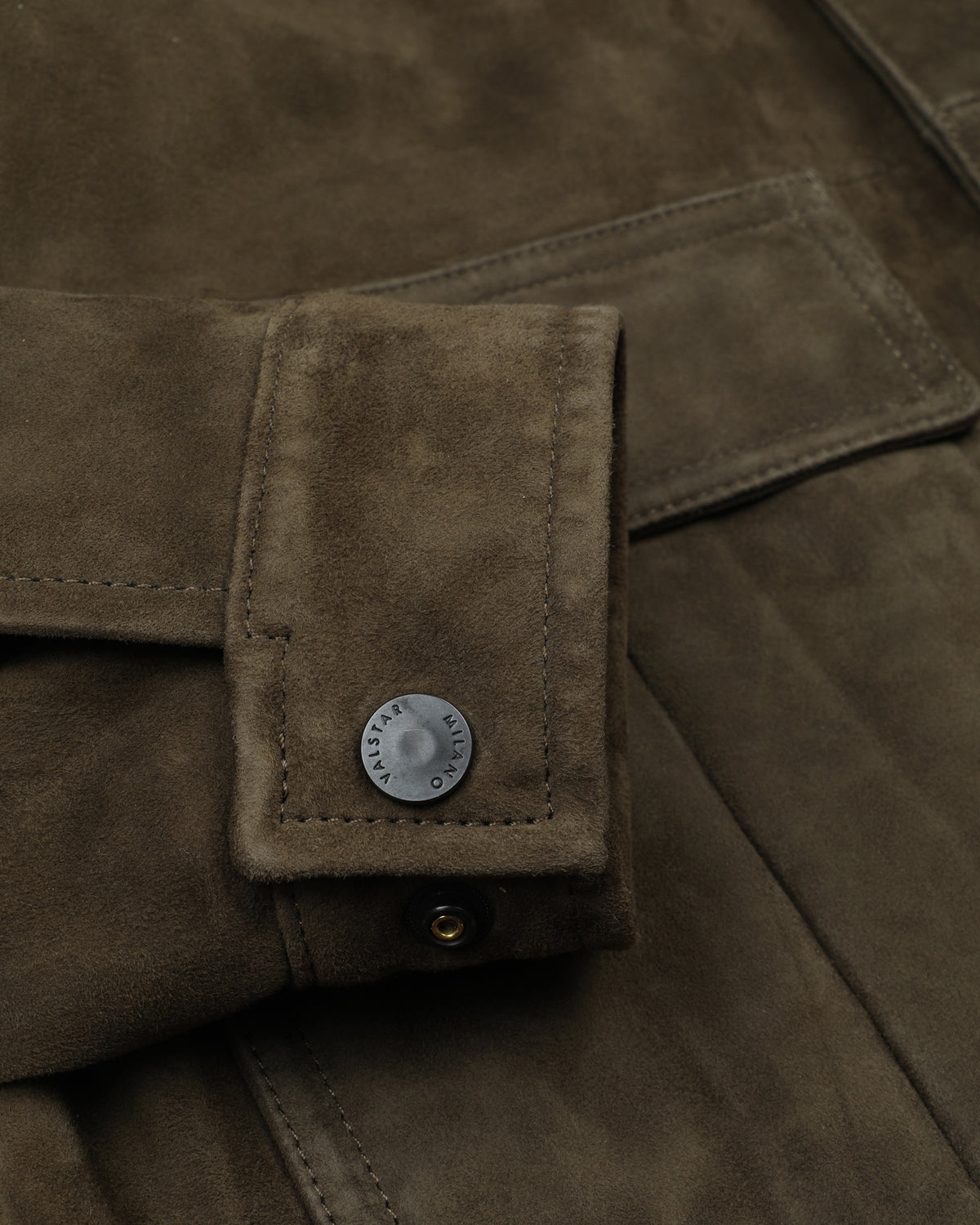 Field jacket Brera in suede, imbottita. Verde - Muschio