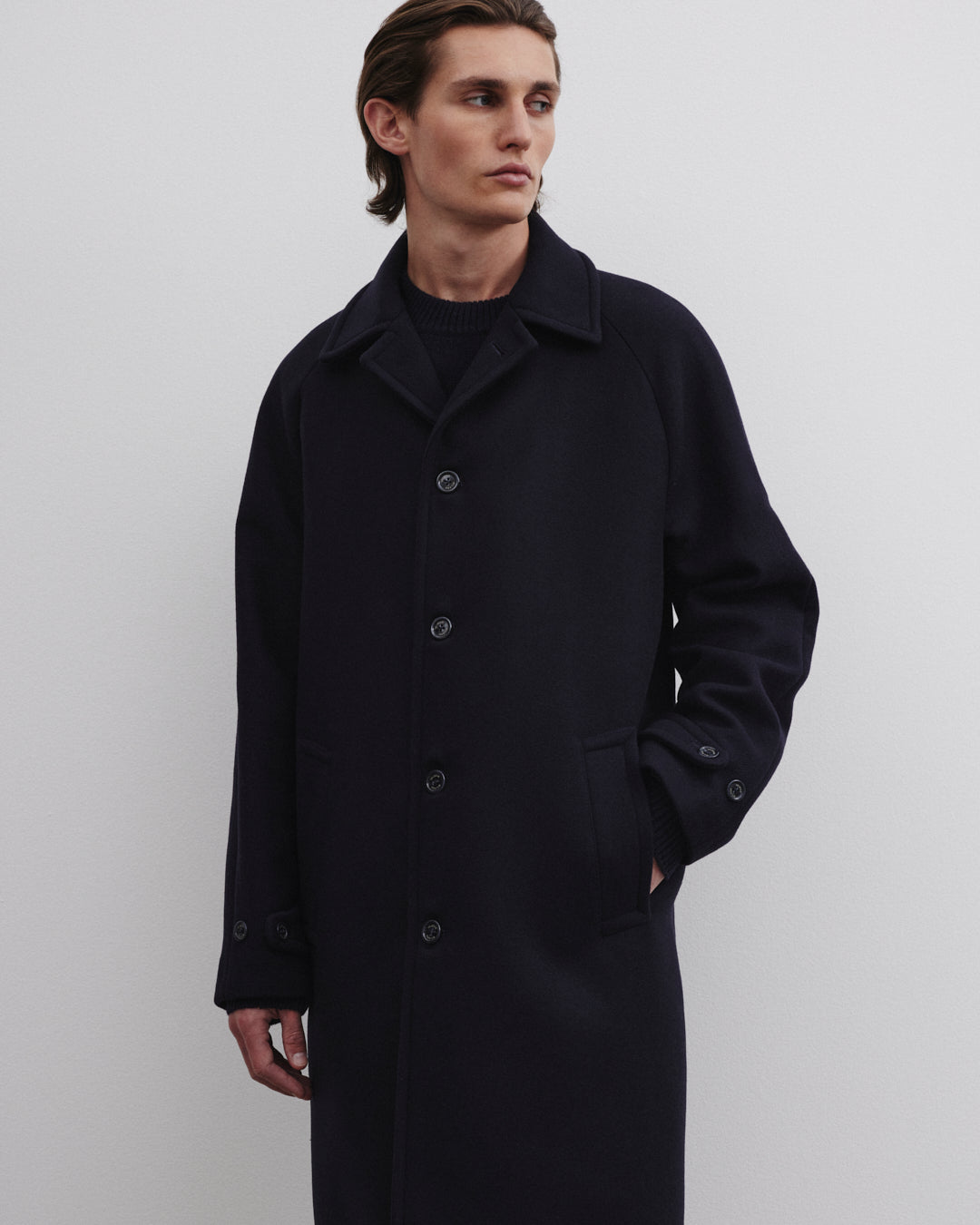 Vittorio lined overcoat in virgin wool felt fabric. - Navy
