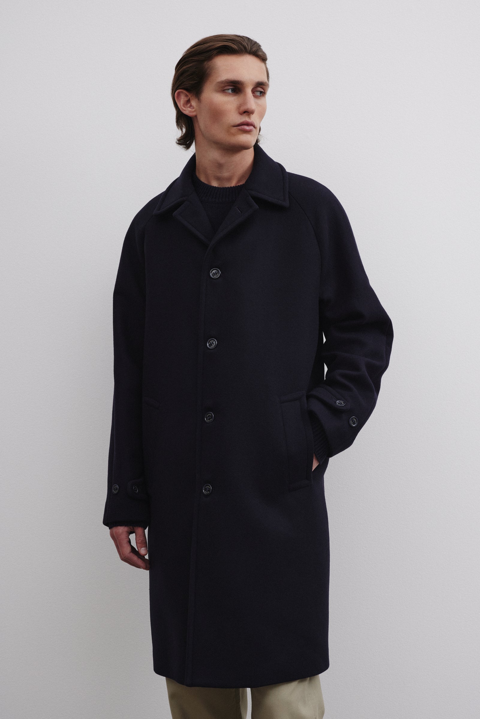 Vittorio lined overcoat in virgin wool felt fabric. - Navy