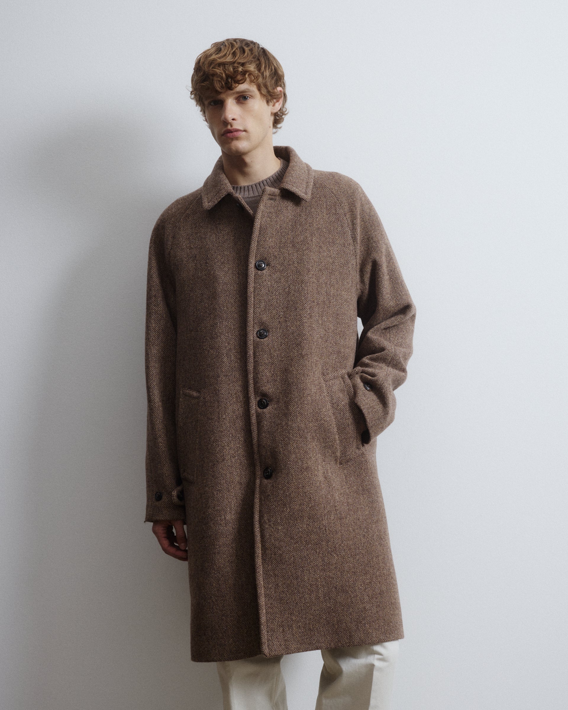 Vittorio lined overcoat in broken twill virgin wool fabric. Brown - Ta