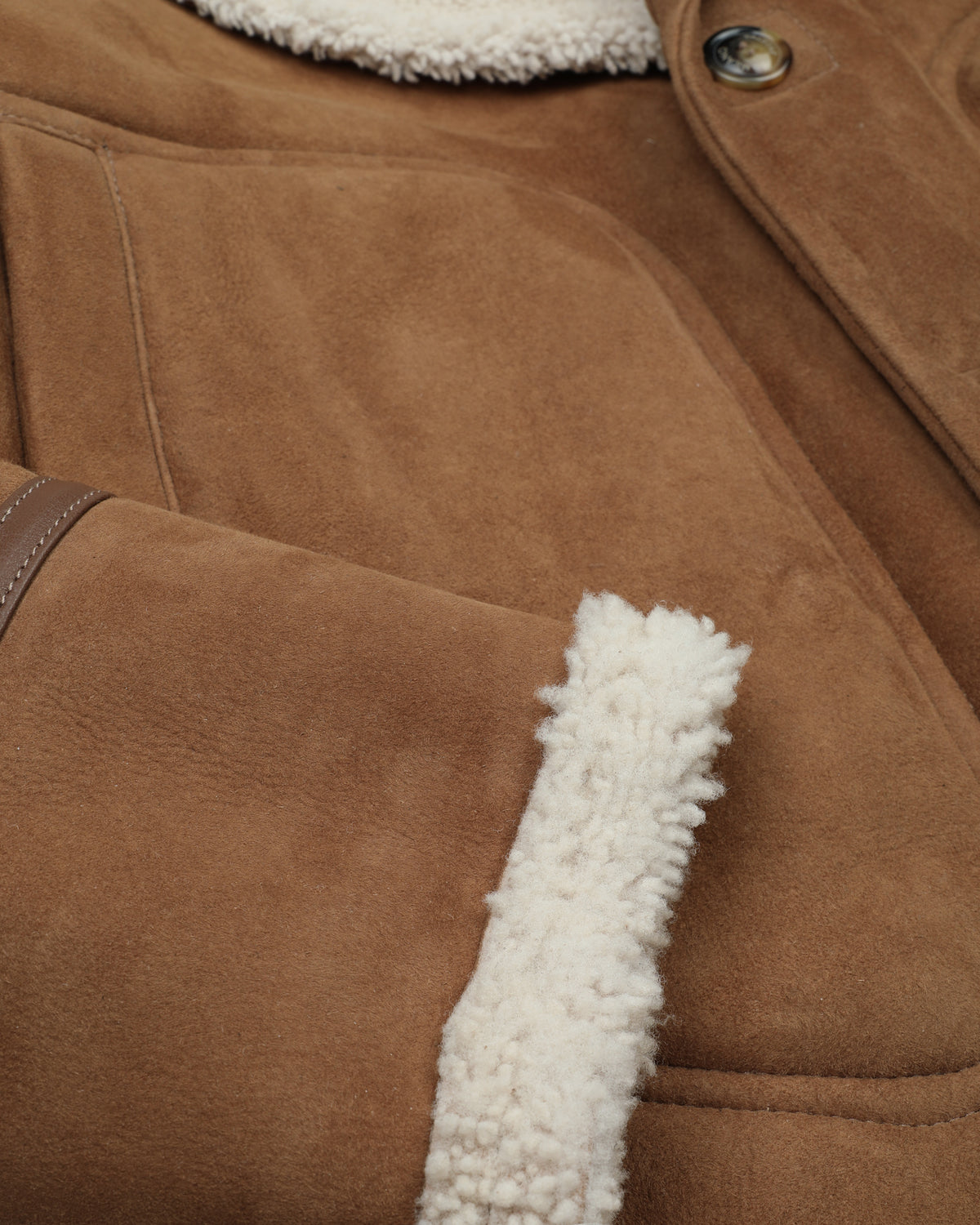 Giaccone Burton in montone suede. Marrone - Sandal/Naturale
