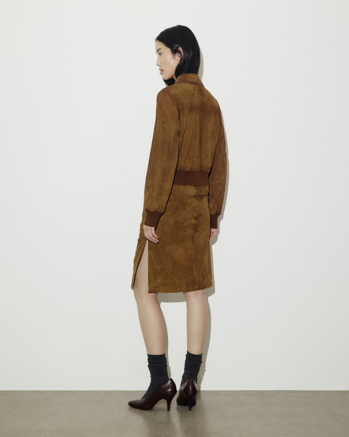 Gonna tubino in light suede effetto vintage. Marrone - Tabacco