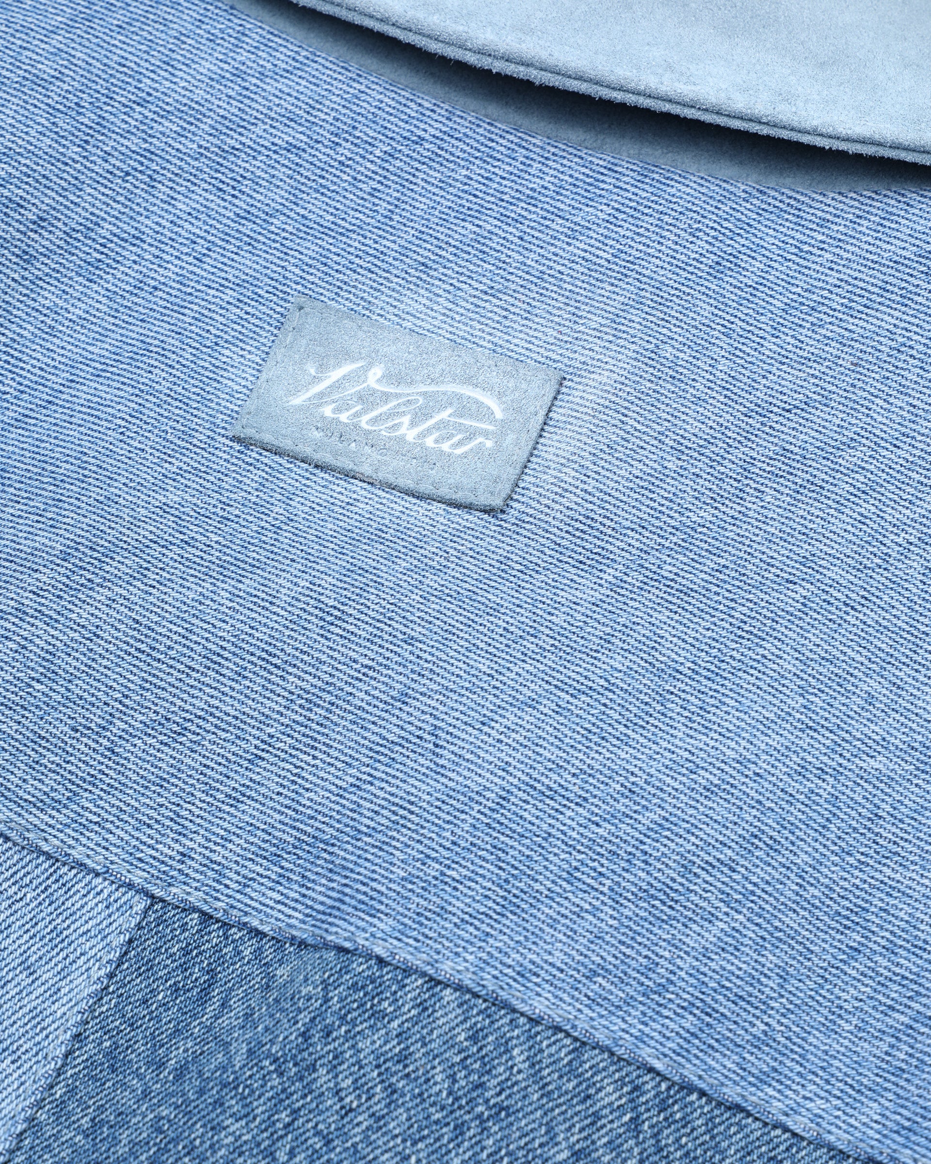 DONNA-VALSTARINO CROPPED CON BOTTONI IN DENIM, DETTAGLI IN CROSTA,  BORDI FONDO E POLSI SMACCHINATI, FODERATO - Denim