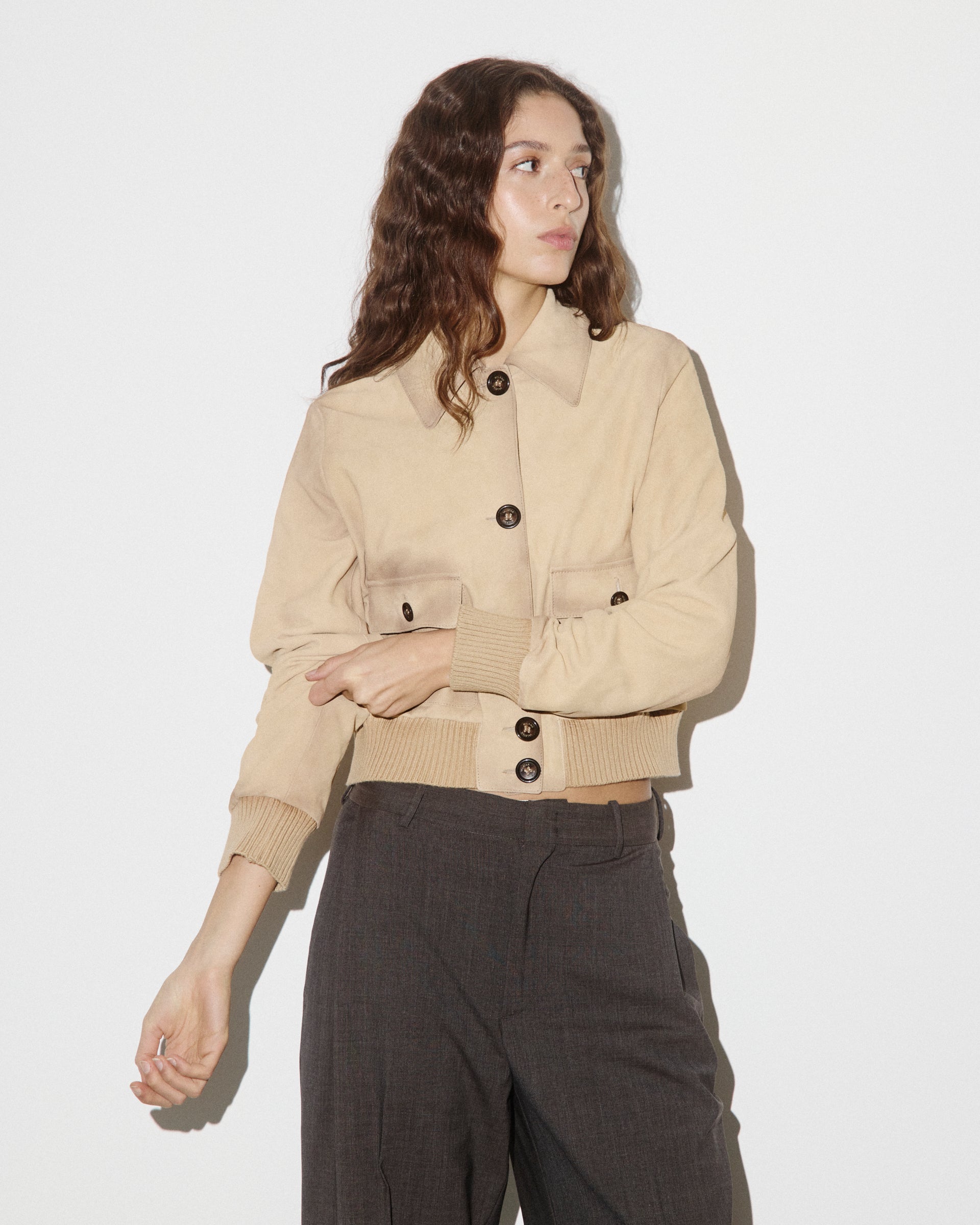 Giubbotto Valstarino cropped in light suede effetto vintage, foderato. Beige - Sand