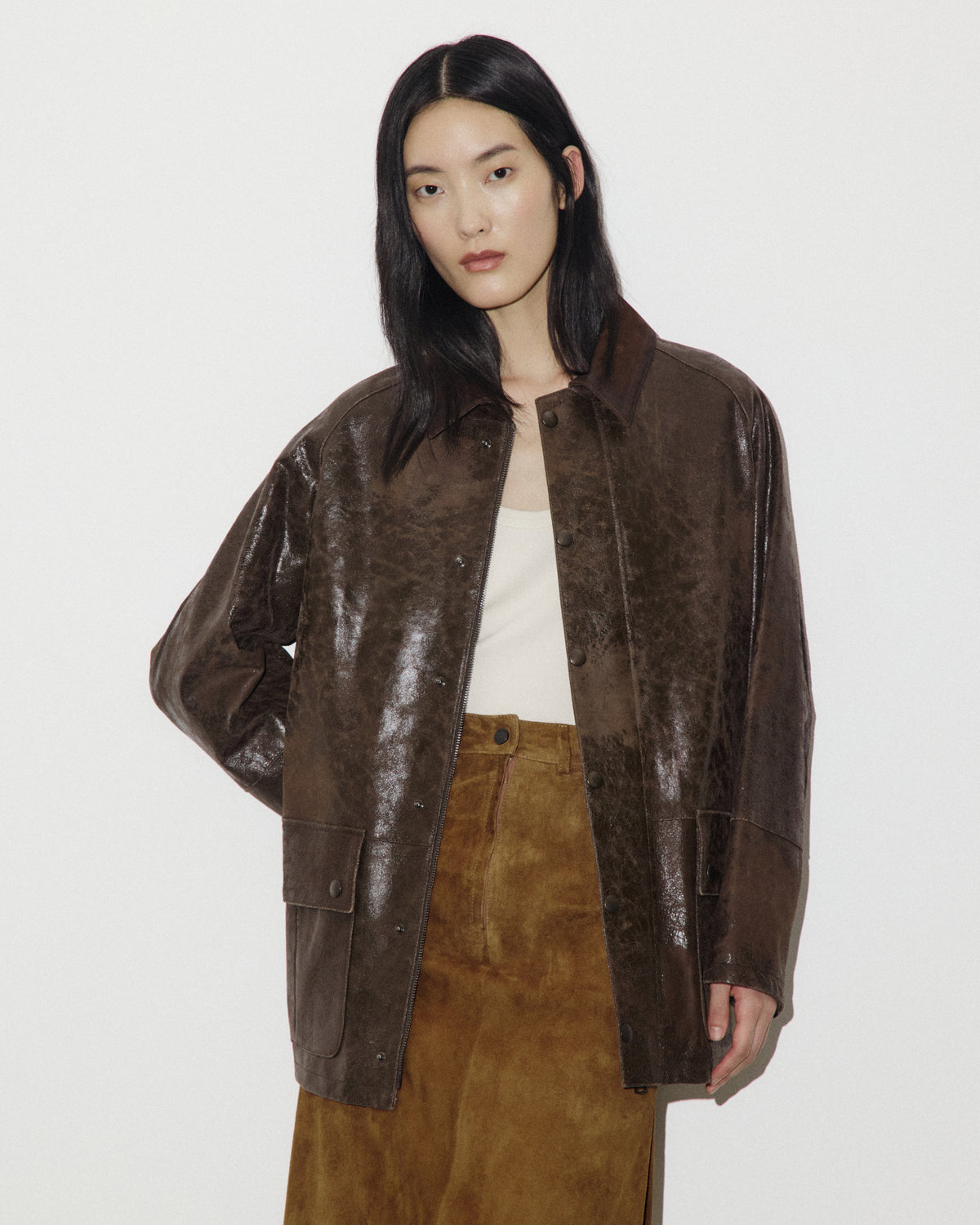 Giubbotto in nappa crackle effetto vintage con collo in heavy suede, foderato. Marrone - Brown