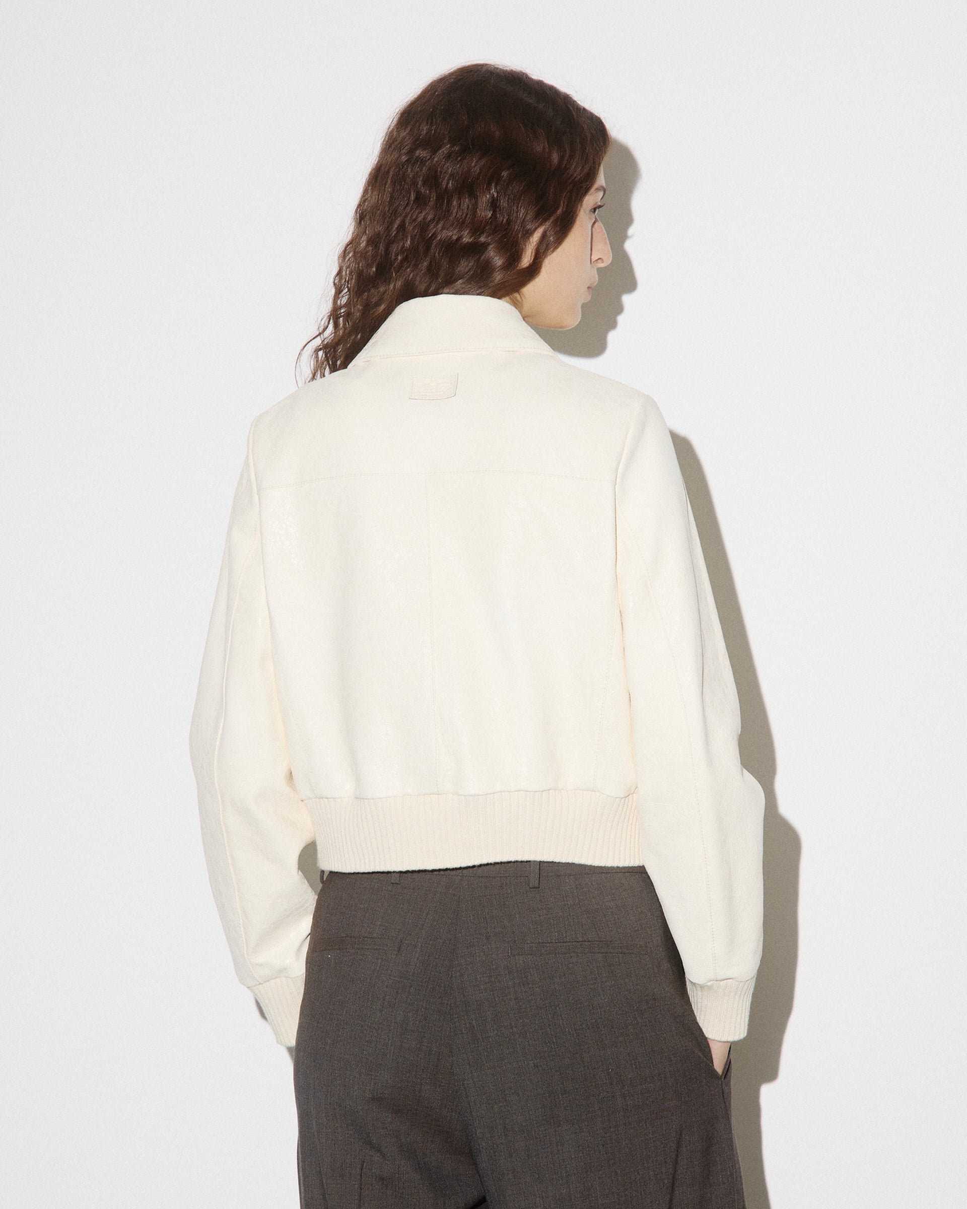 DONNA-VALSTARINO CROPPED CON BOTTONI IN NAPPA CRACK, BORDI FONDO E POLSI IN MAGLIA, FODERATO - Butter