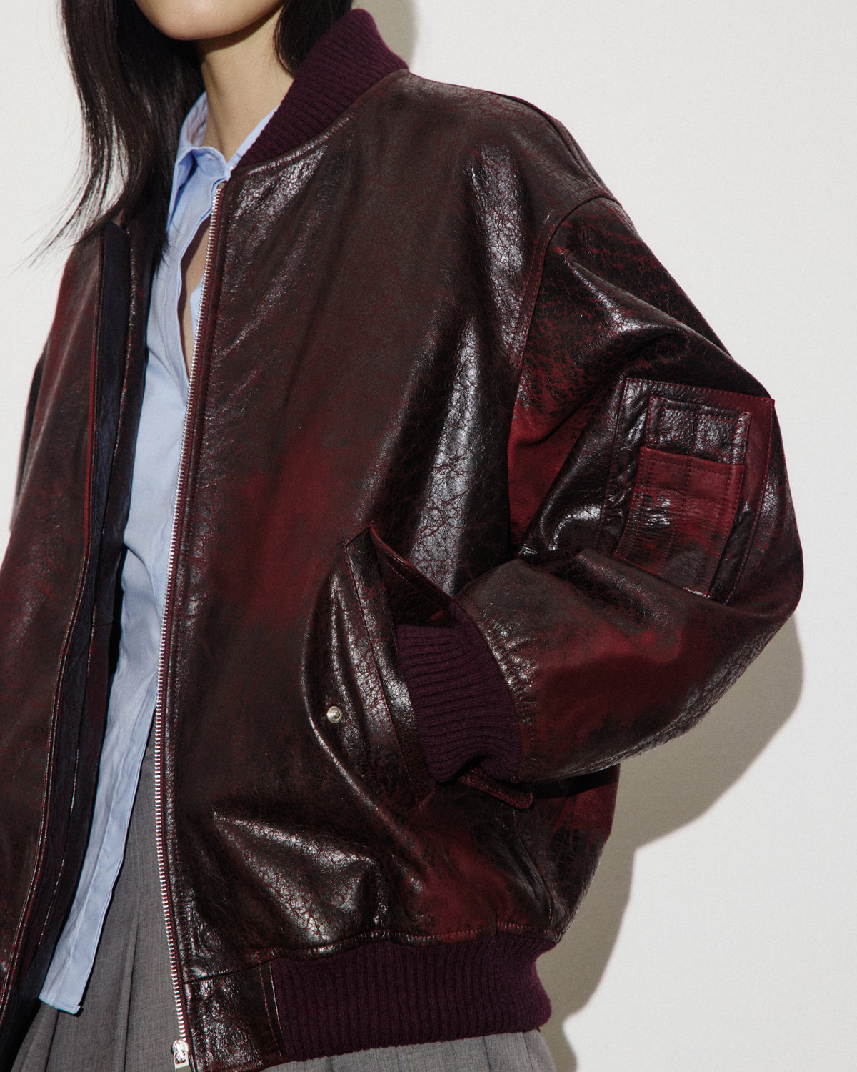 Giubbotto bomber oversize in nappa crackle effetto vintage, imbottito - Rosso scuro