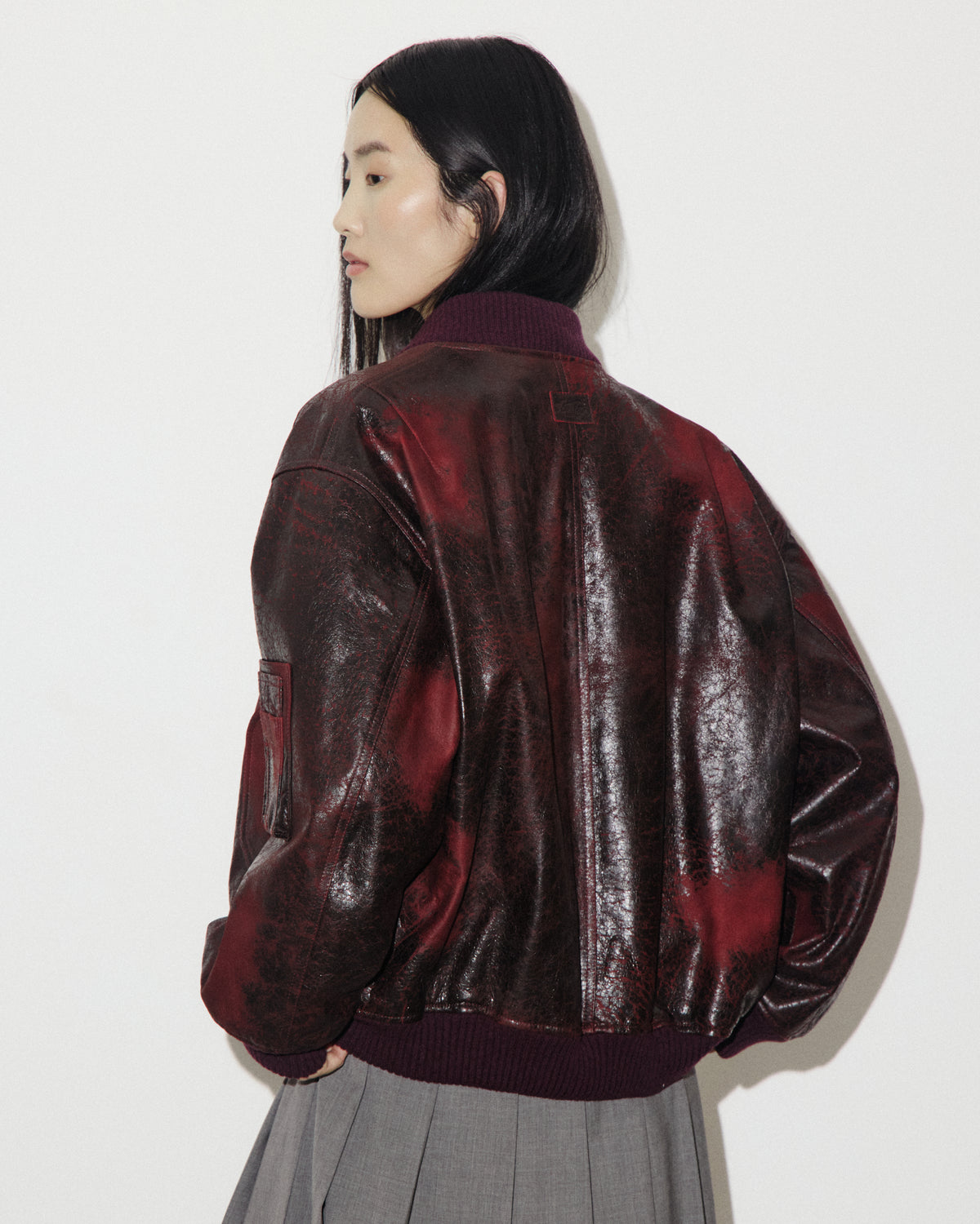 Giubbotto bomber oversize in nappa crackle effetto vintage, imbottito - Rosso scuro