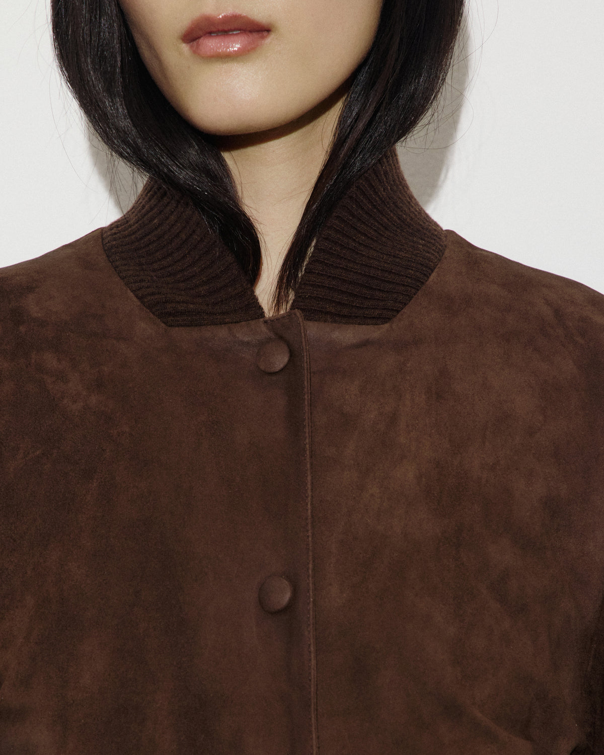 Giubbotto bomber cropped in light suede effetto vintage, imbottito. Marrone - Brown