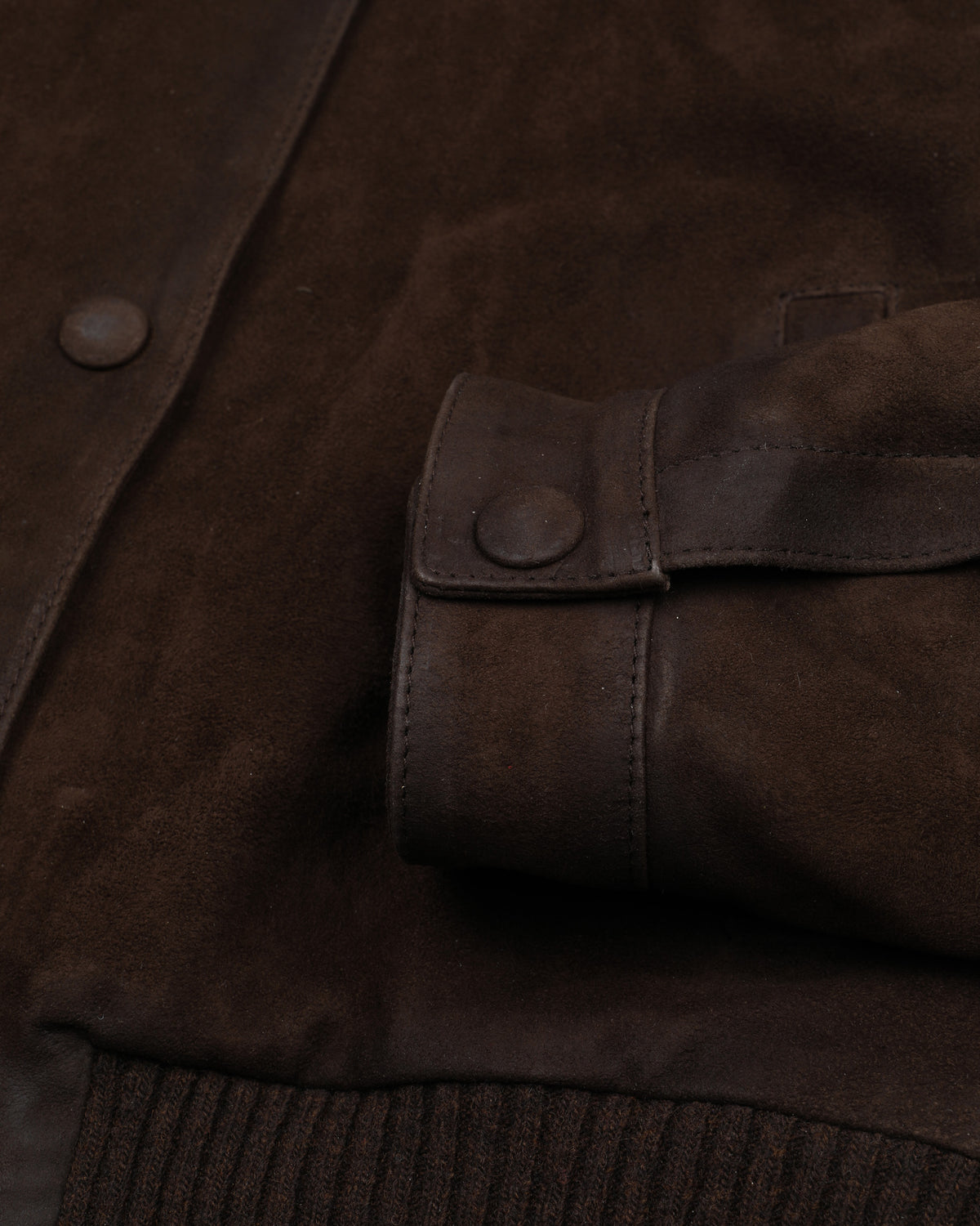 Giubbotto bomber cropped in light suede effetto vintage, imbottito. Marrone - Brown