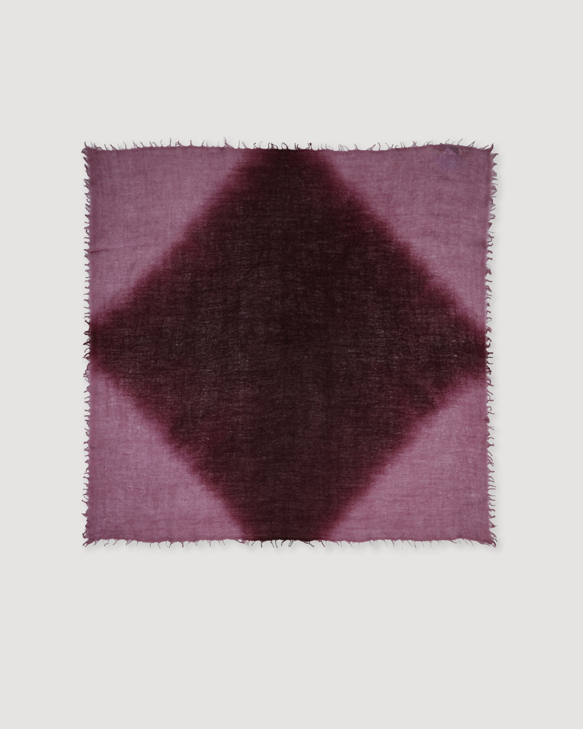 UNISEX-BANDANA TINTA UNITA CON FRANGE IN CASHMERE, TINTURA SFUMATA MANUALE - Bordeaux